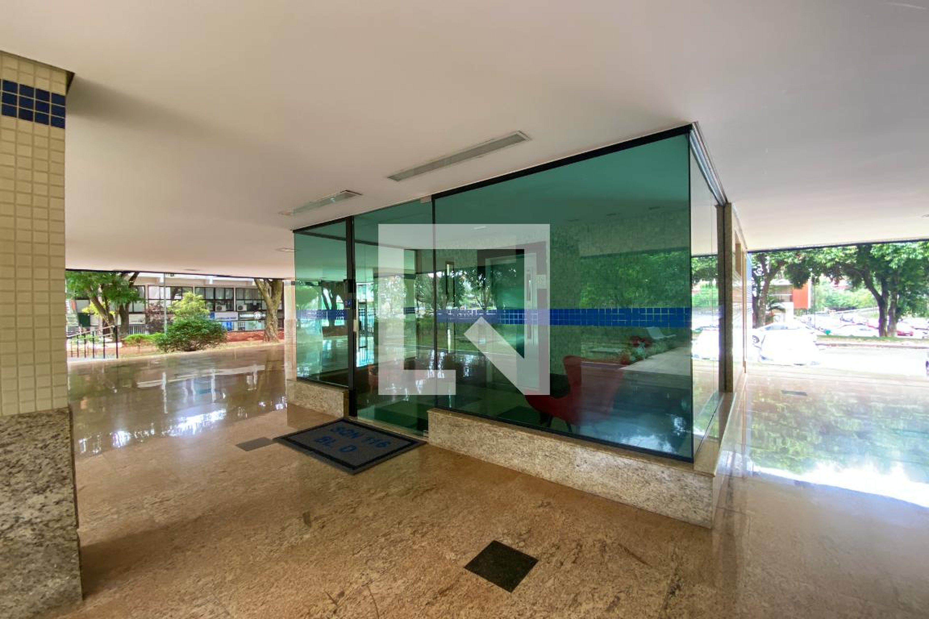 Fachada Condomínio em SHLN, 601