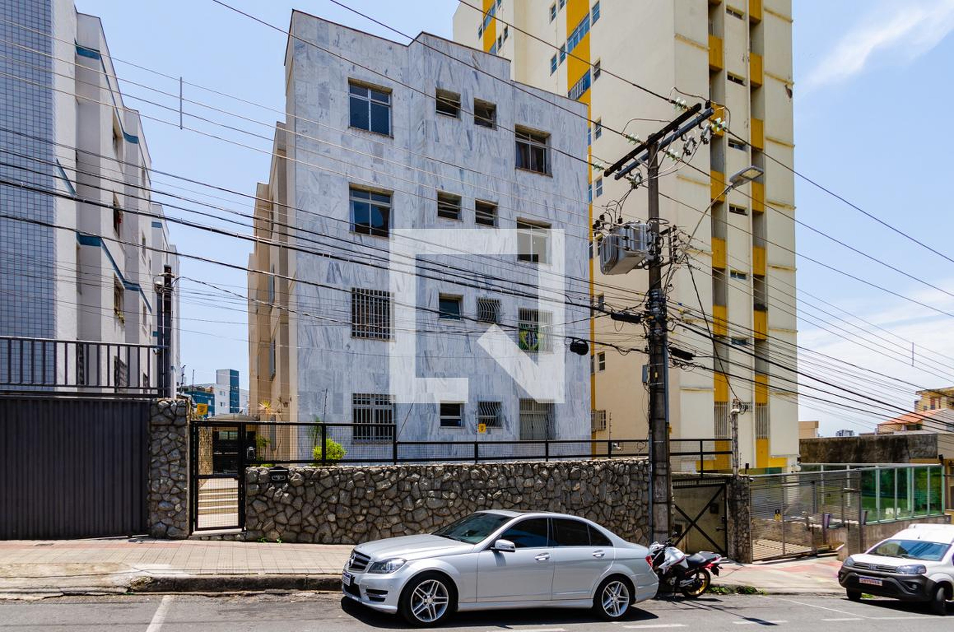 Fachada Condomínio Ed. D. Rosa Pitchon