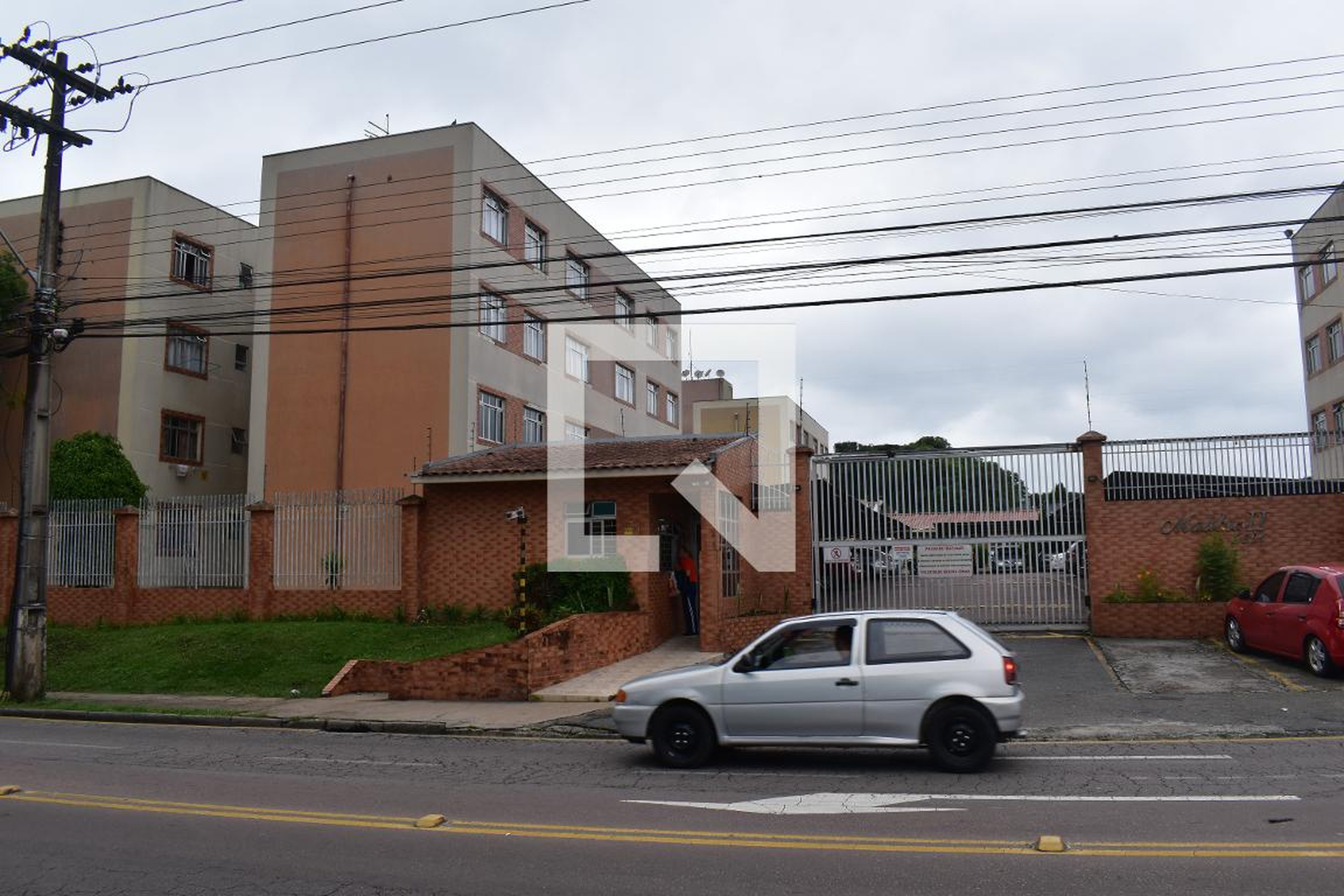Fachada do condomínio Condomínio em Rua Maestro Carlos Frank, 2391
