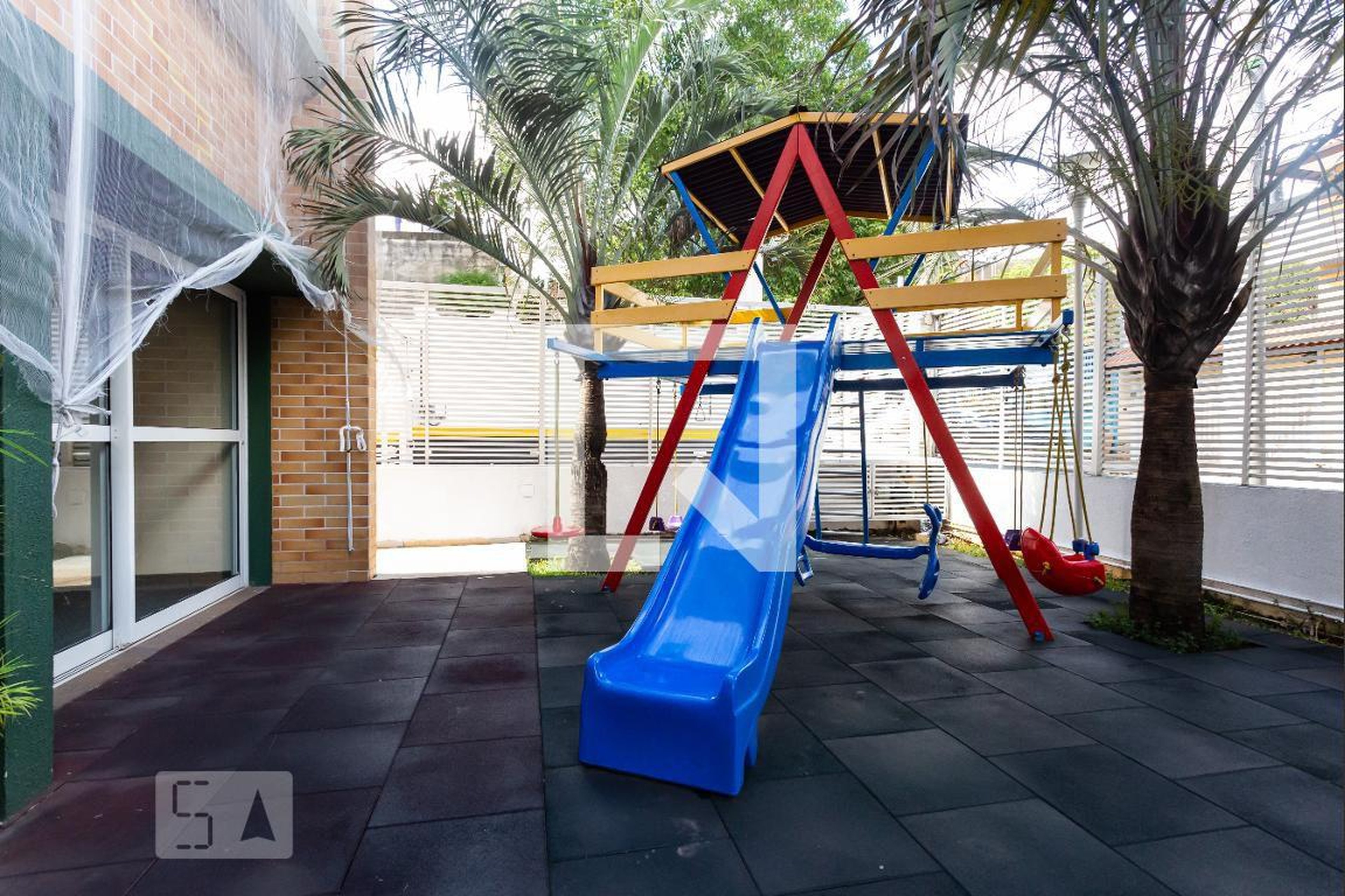 Playground - Valencya Alta Vista