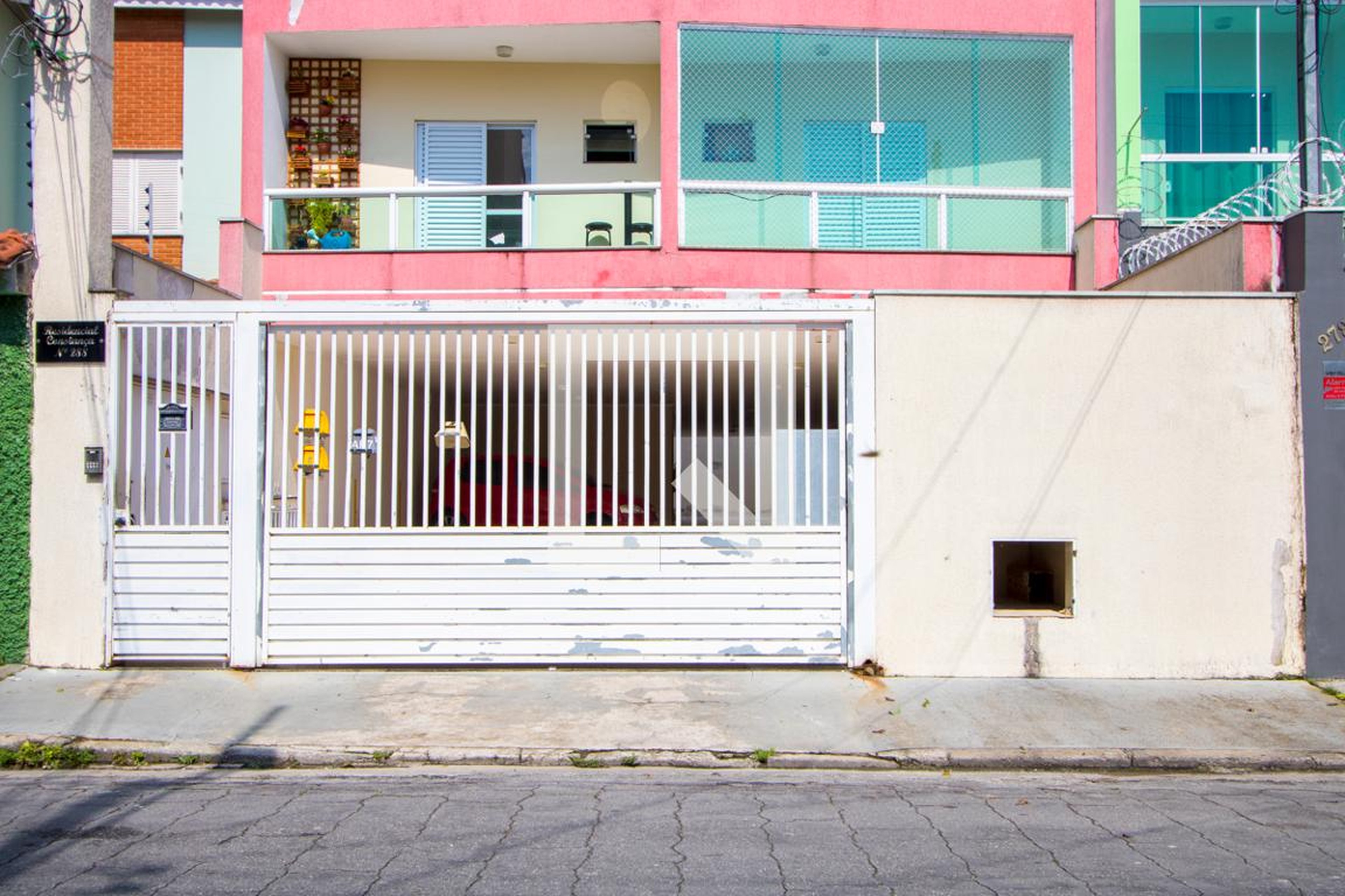 Fachada Condomínio em Rua Felício Pedroso, 288