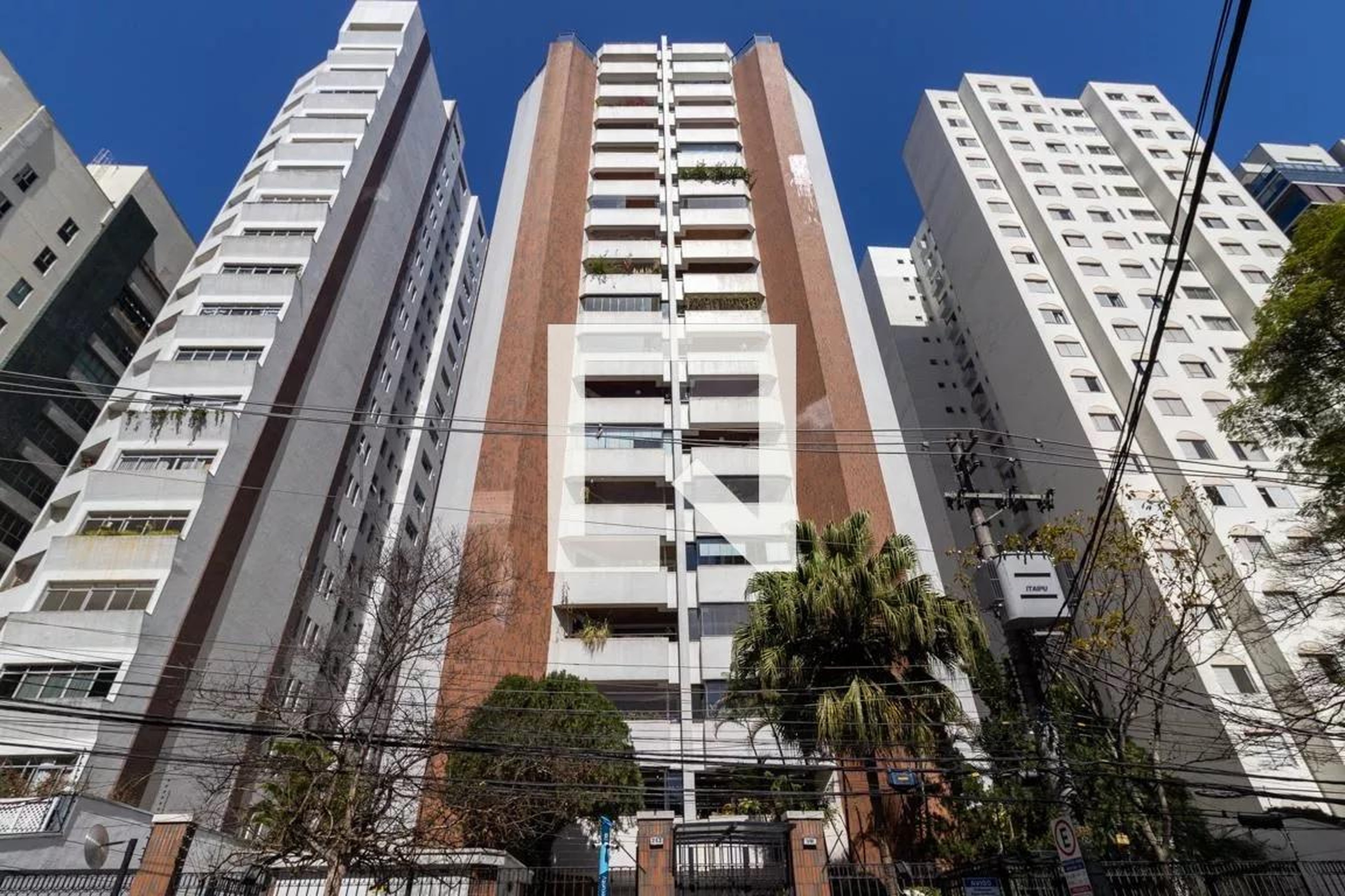 Fachada Edifício Vinicius de Moraes