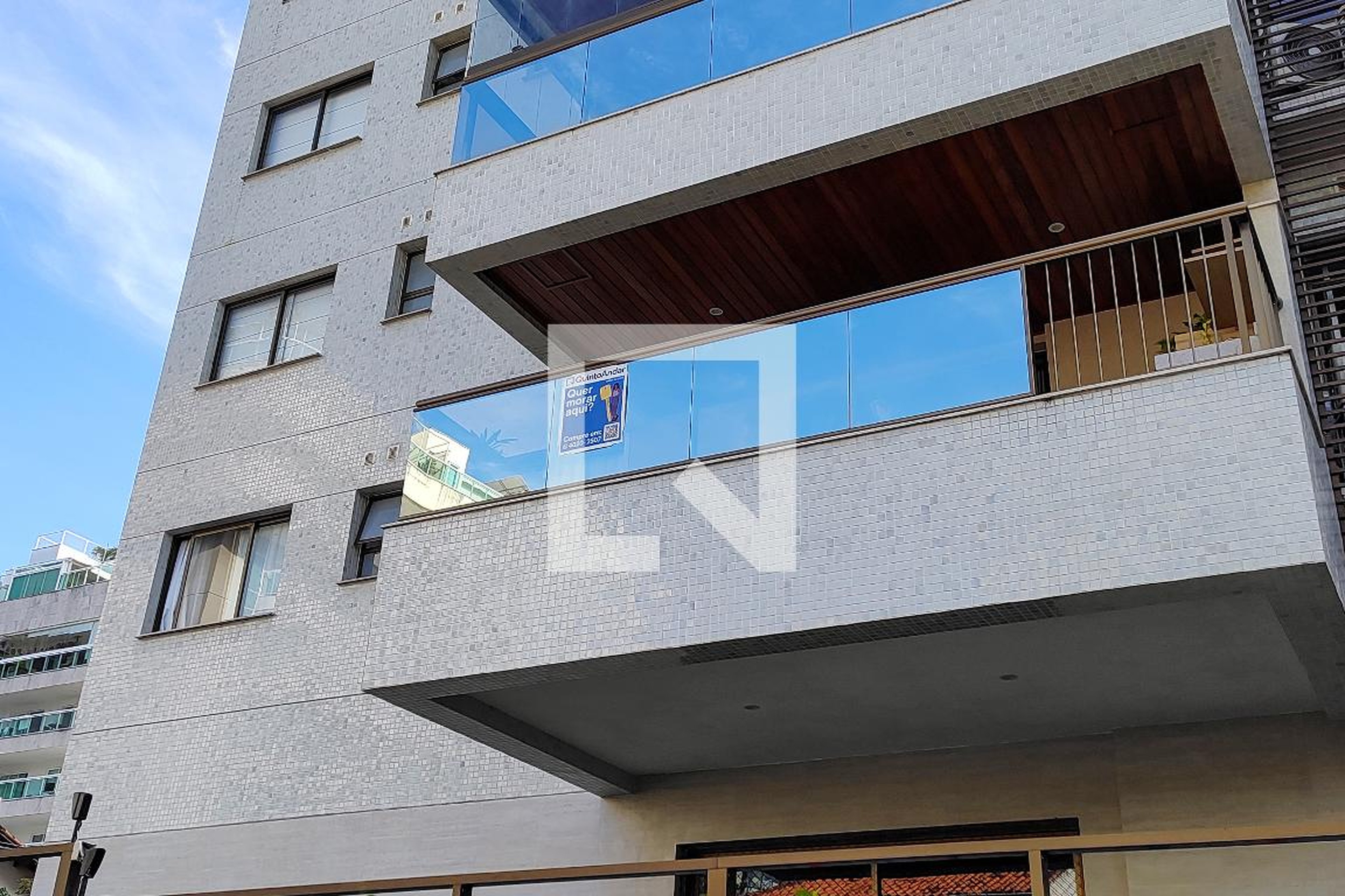 Fachada do Prédio Condomínio Miraggio Charitas