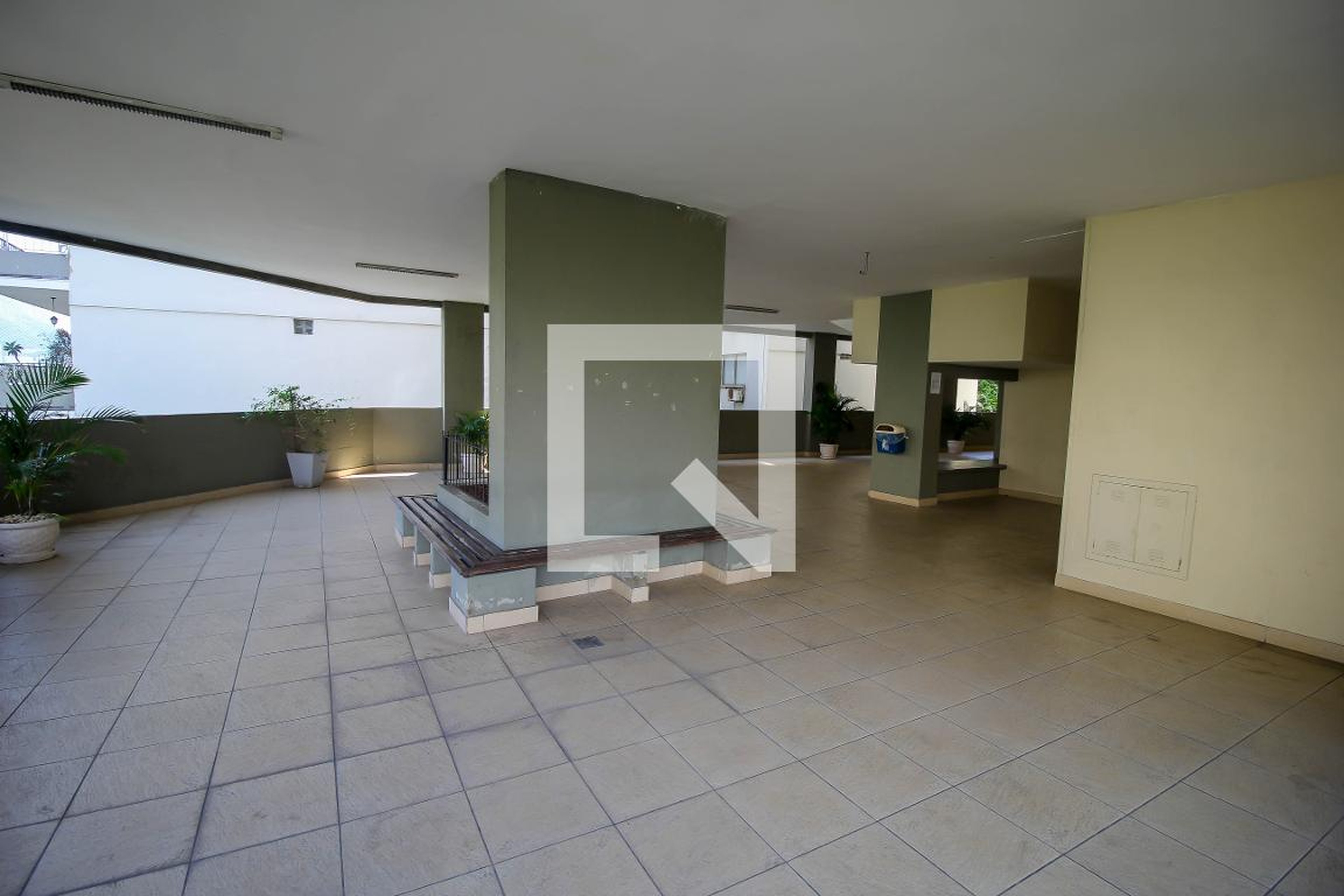 Área comum - Edifício Conde de Caicaras