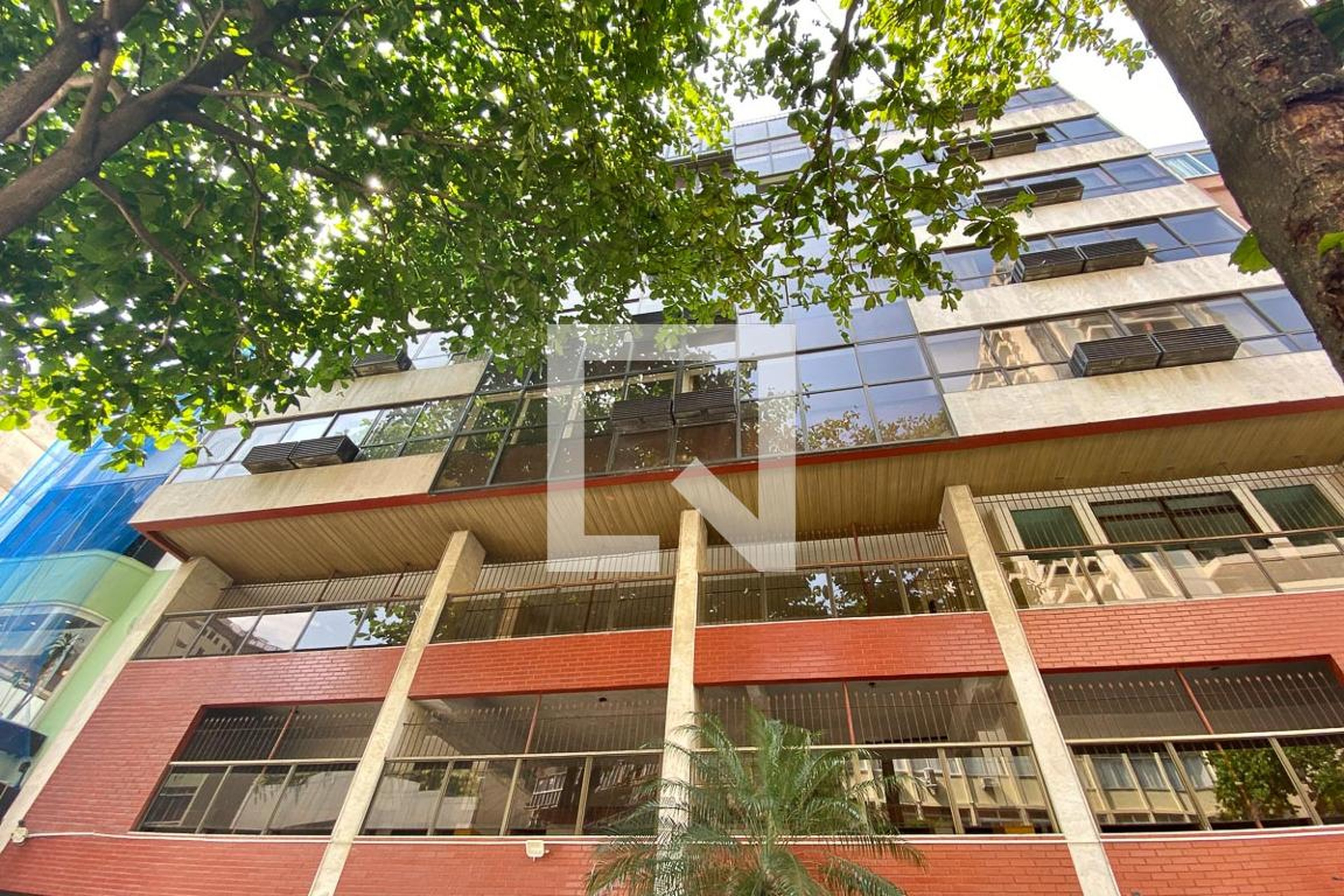 Fachada Edifício Maria Carmen