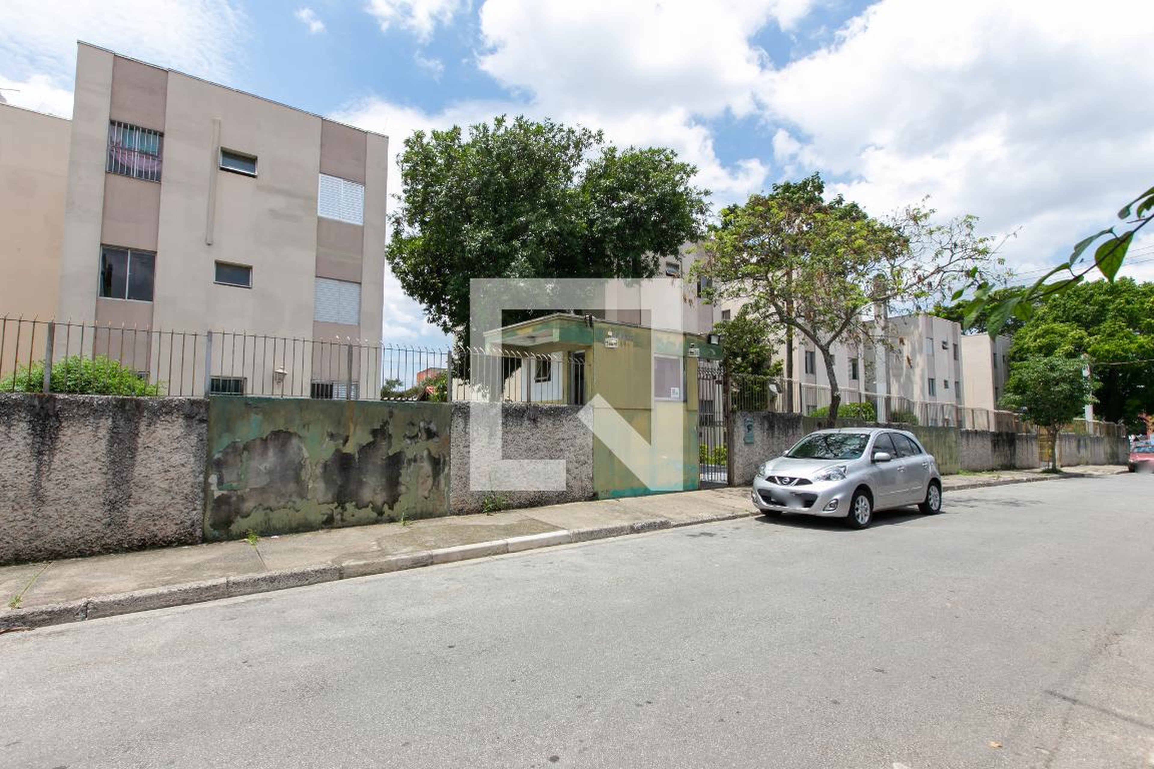 Fachada do Condomínio Condomínio Viareggio