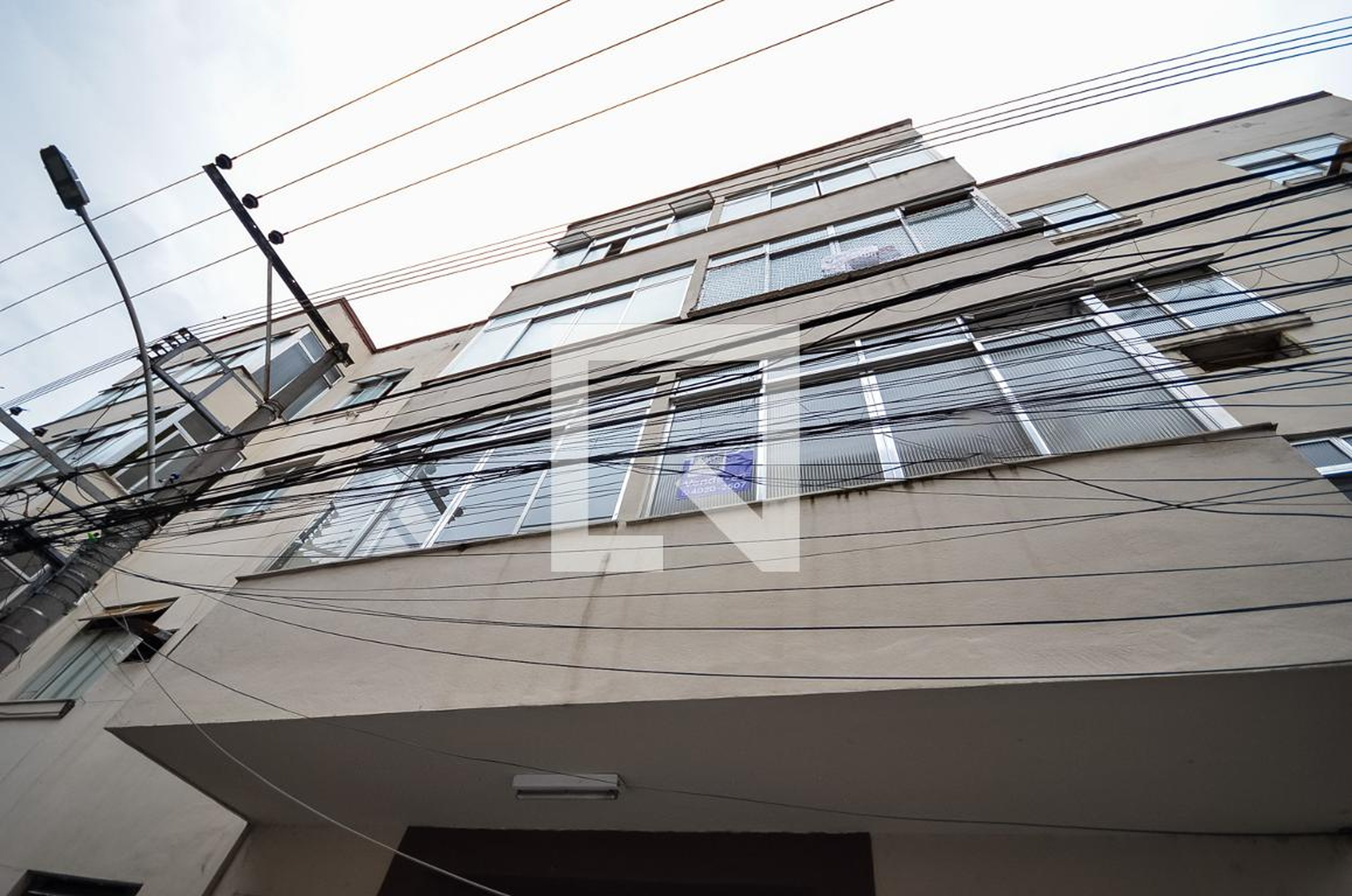 Fachada Condomínio Rua Agostinho Menezes, 349