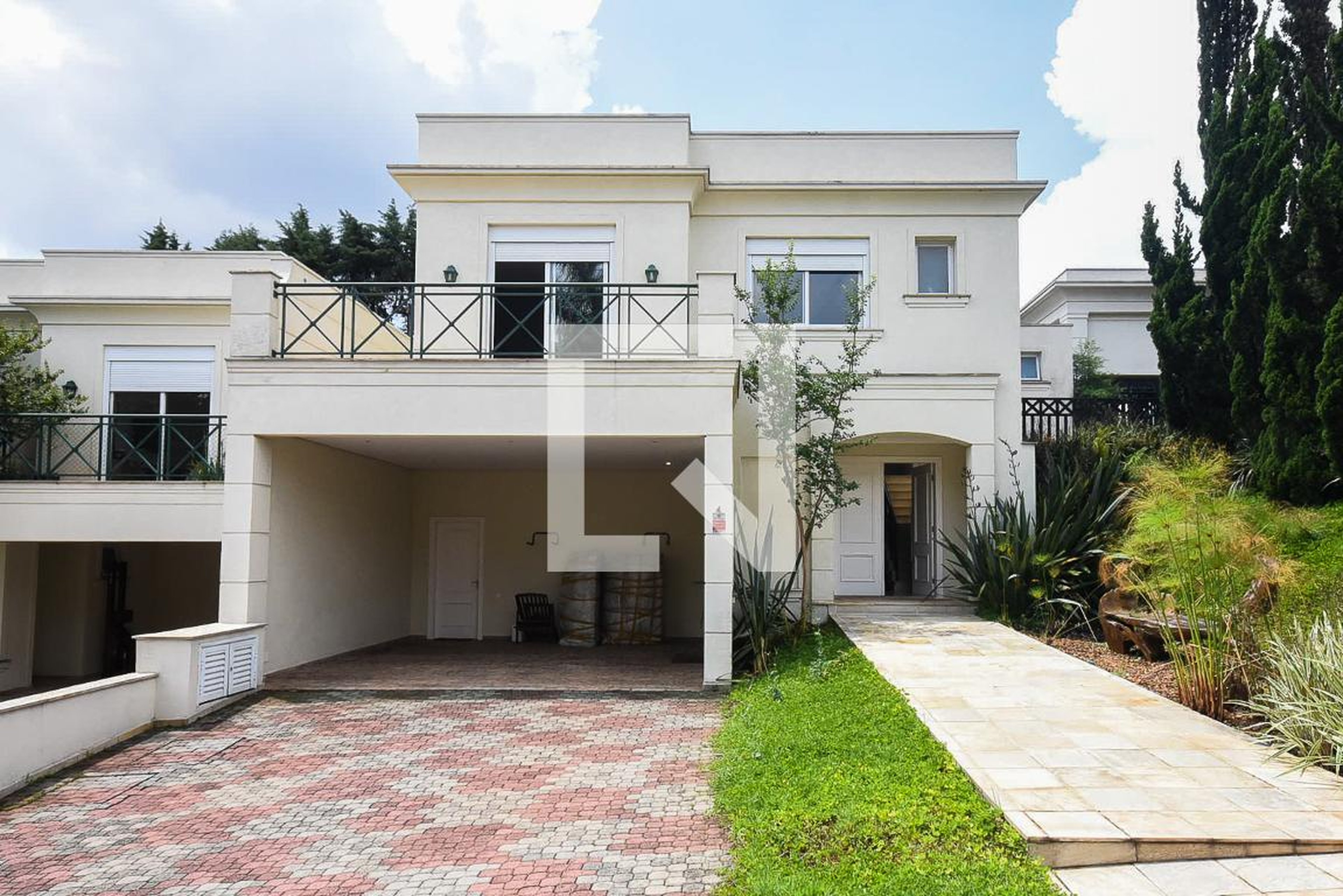 Fachada Residencial Les Jardins