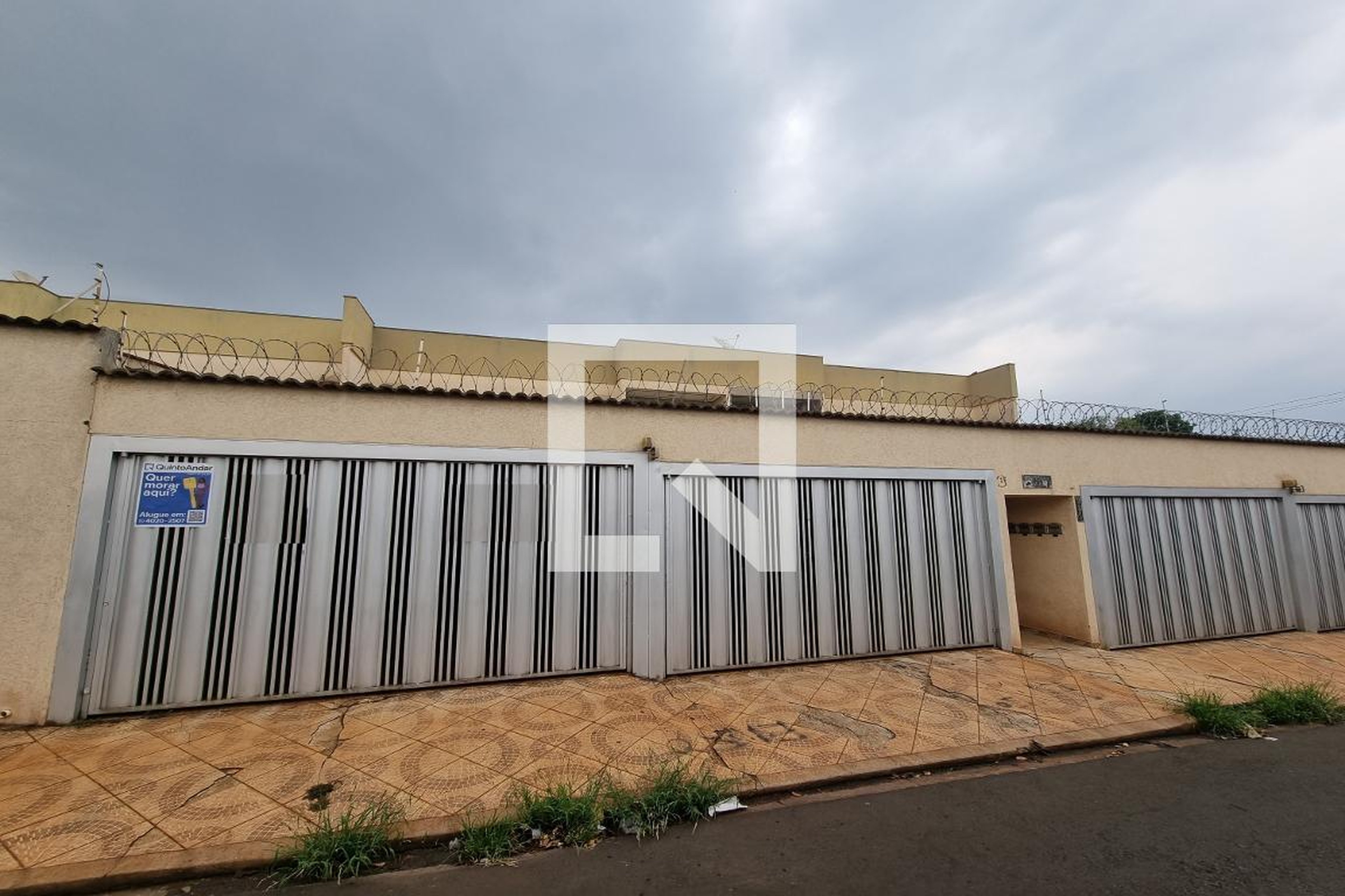 Fachada Condomínio em Rua Aurora, 985