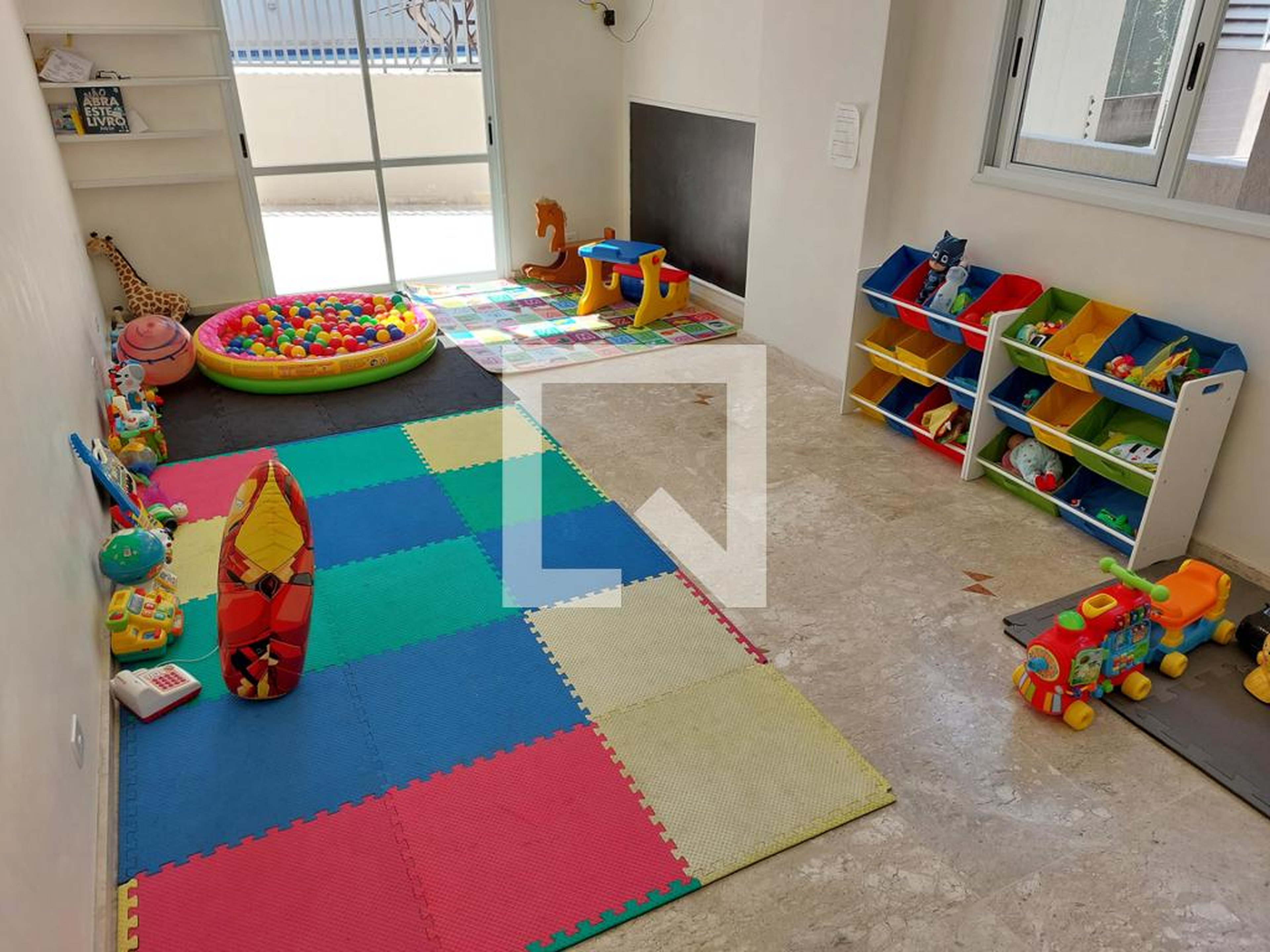 Brinquedoteca - Edifício Las Almansas