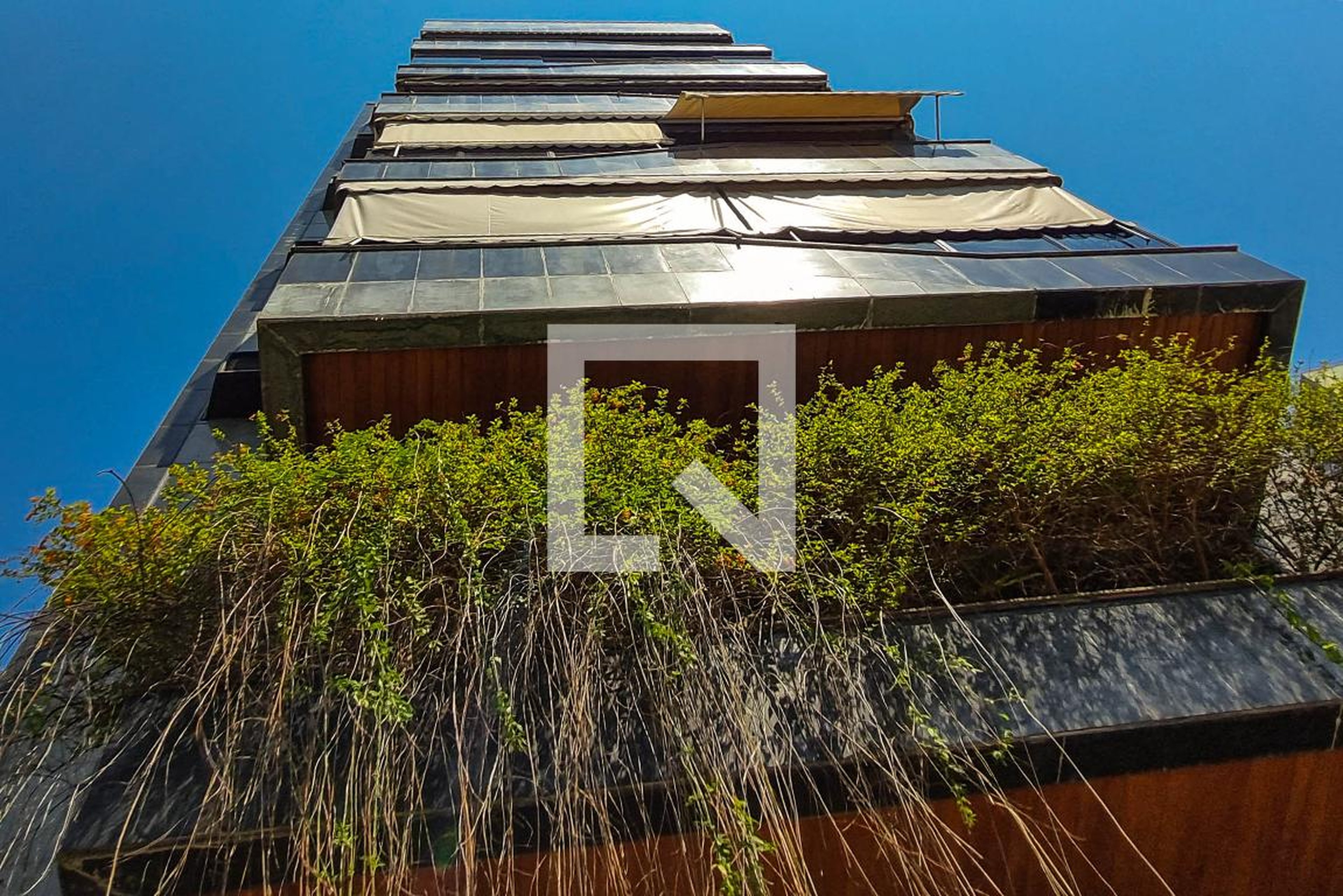 Fachada Condomínio em Rua Guapiara, 23