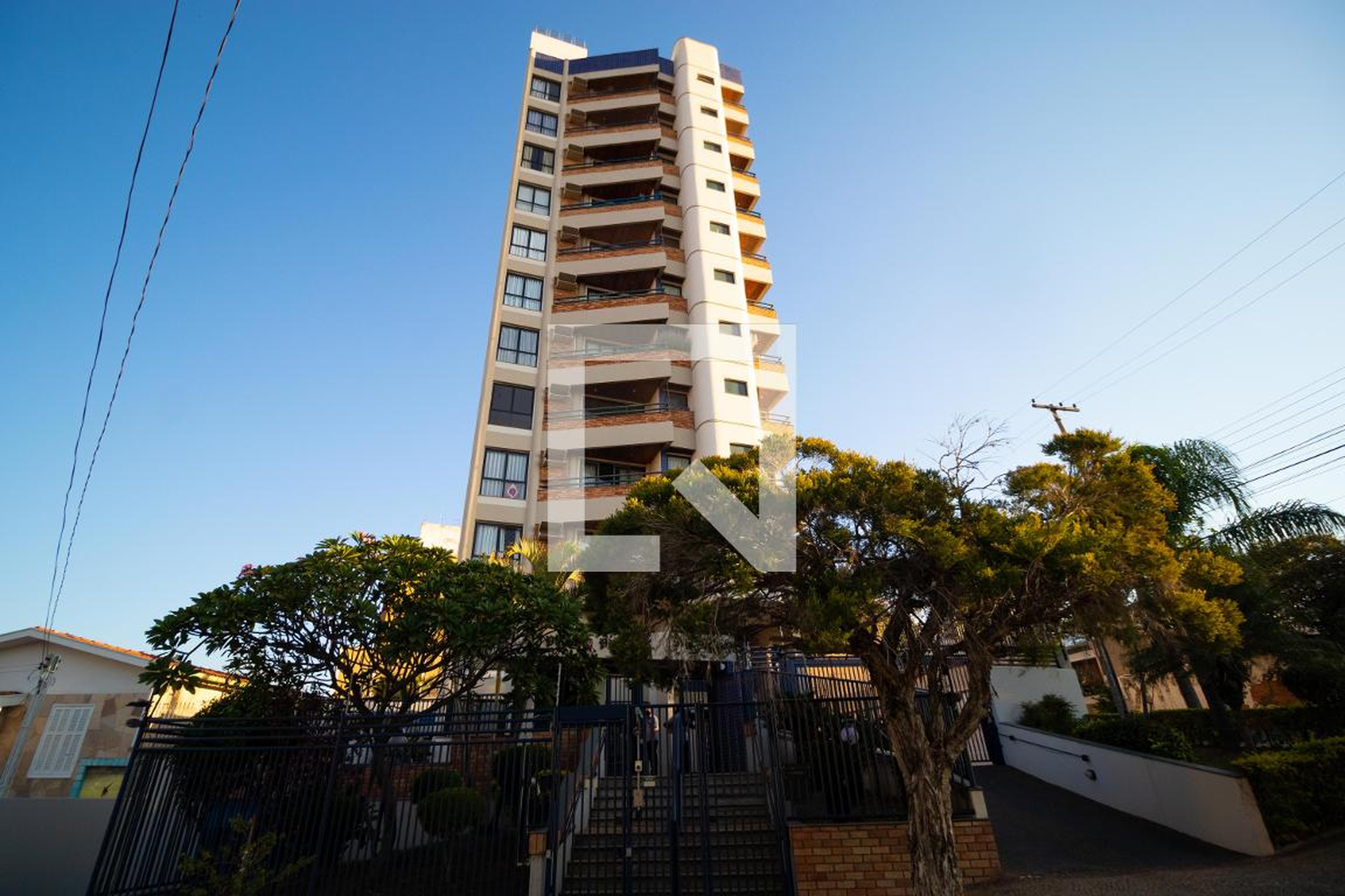 Fachada Condomínio Pedra Preta