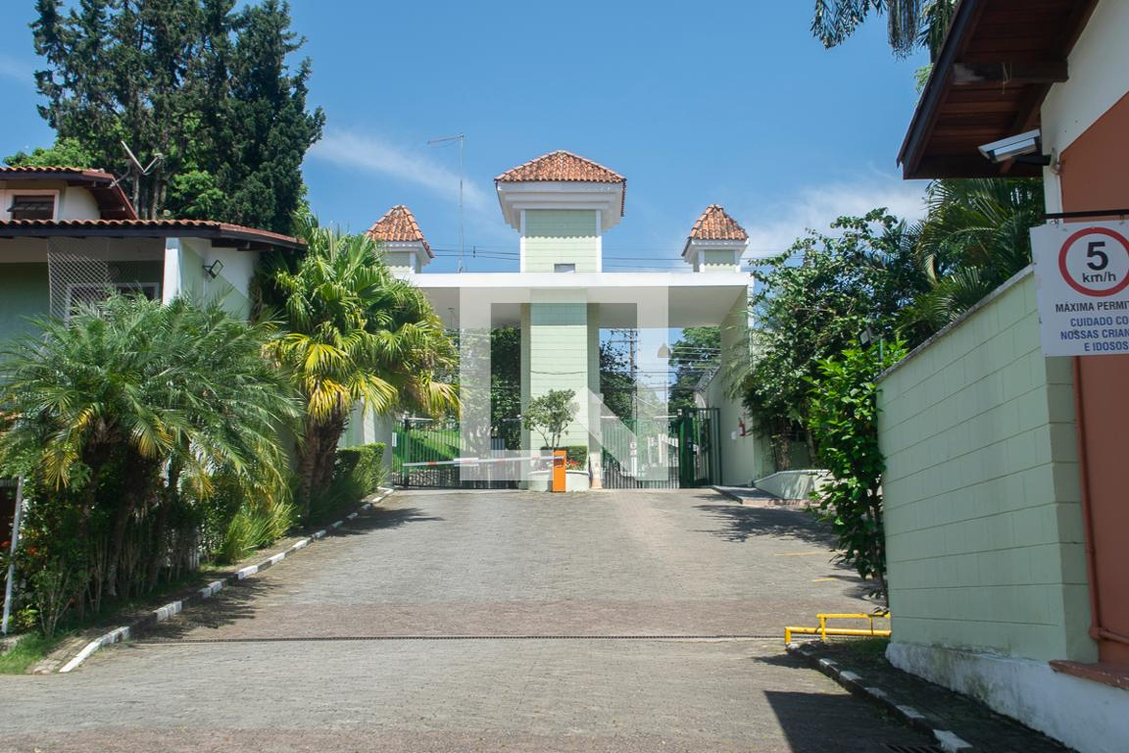 Portaria - Flores de laet