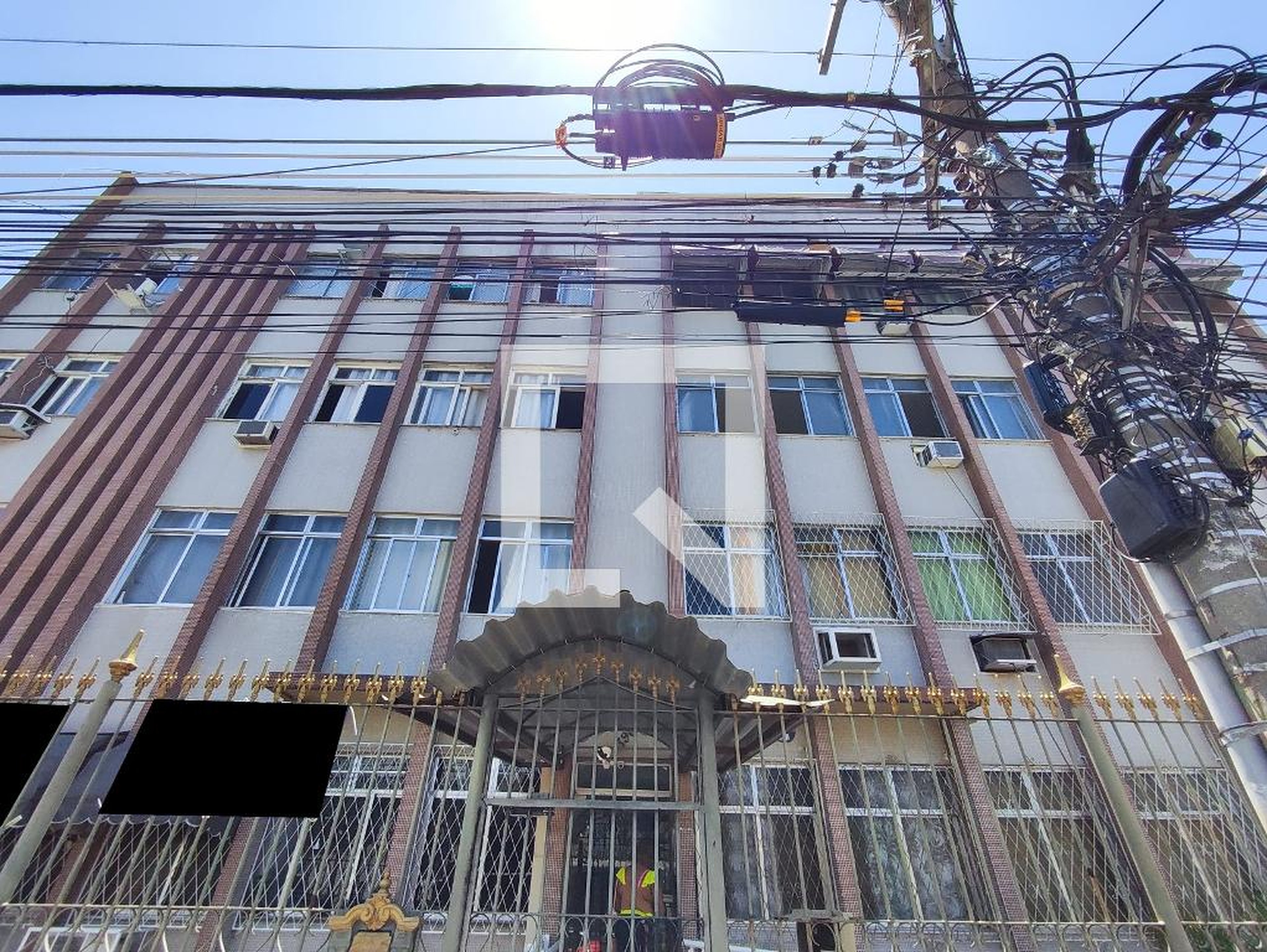 Fachada Condomínio em Rua Souto, 369