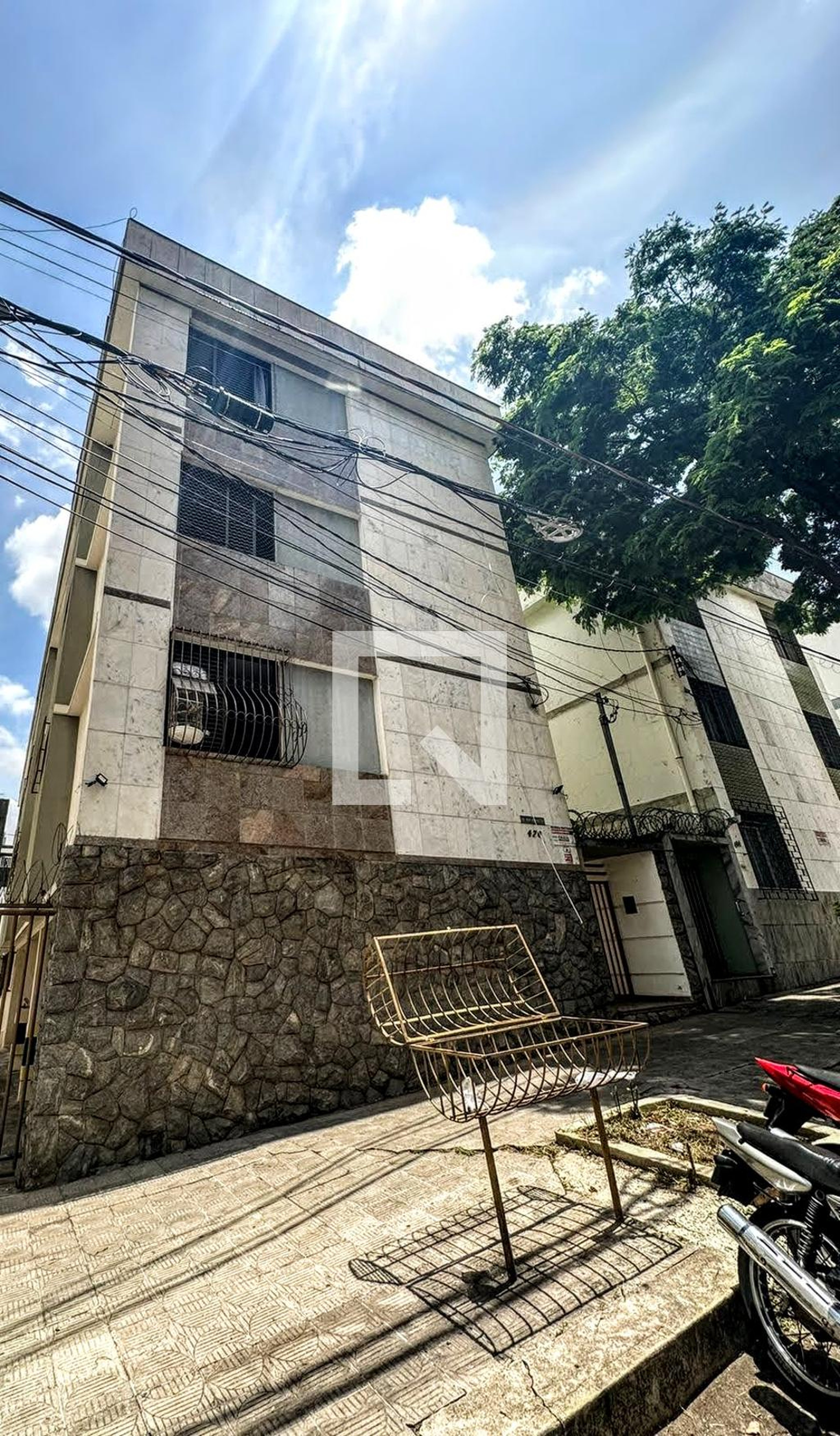 Fachada Condomínio em Rua Almirante Tamandaré, 476