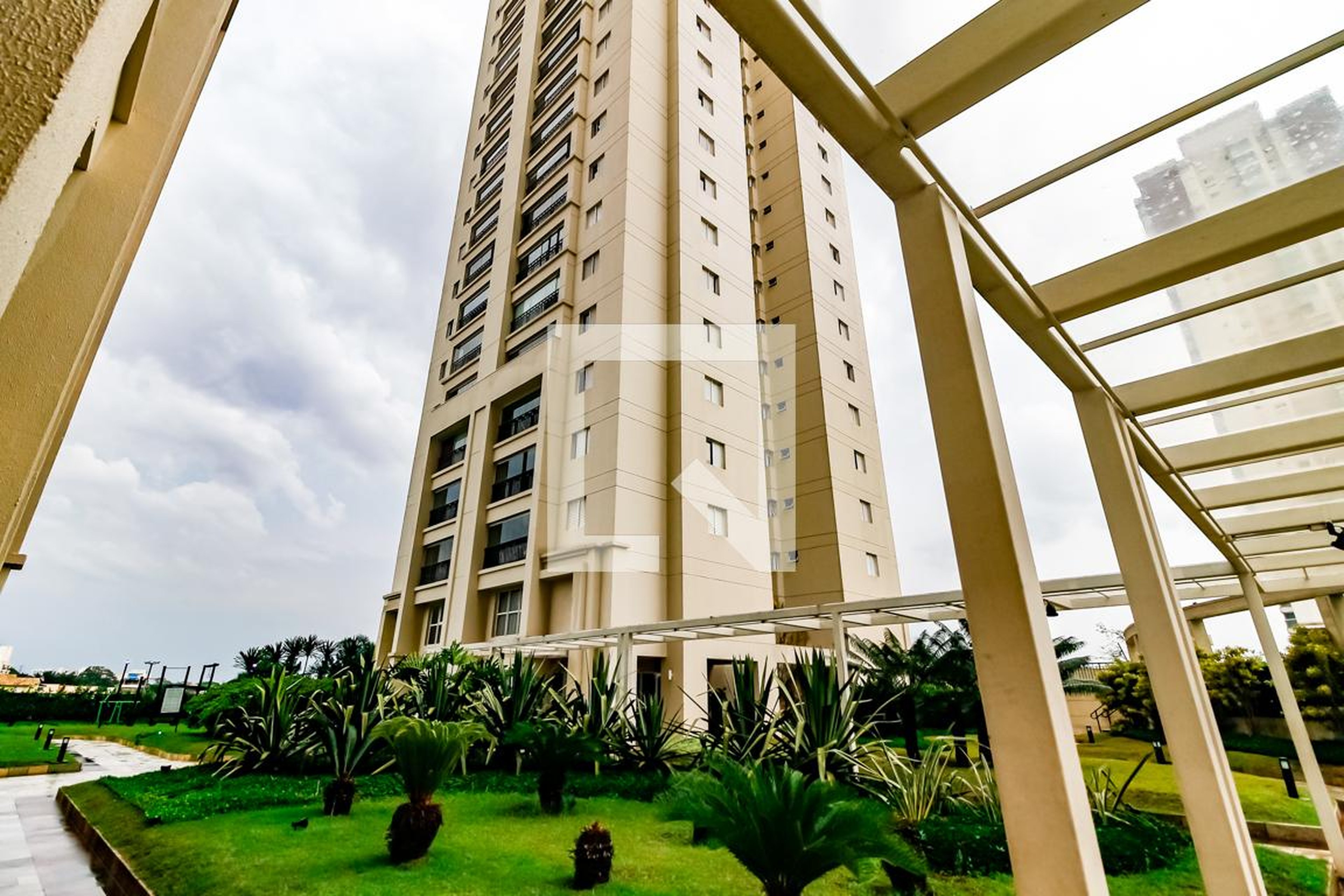 Fachada do Prédio Condomínio Bothanica