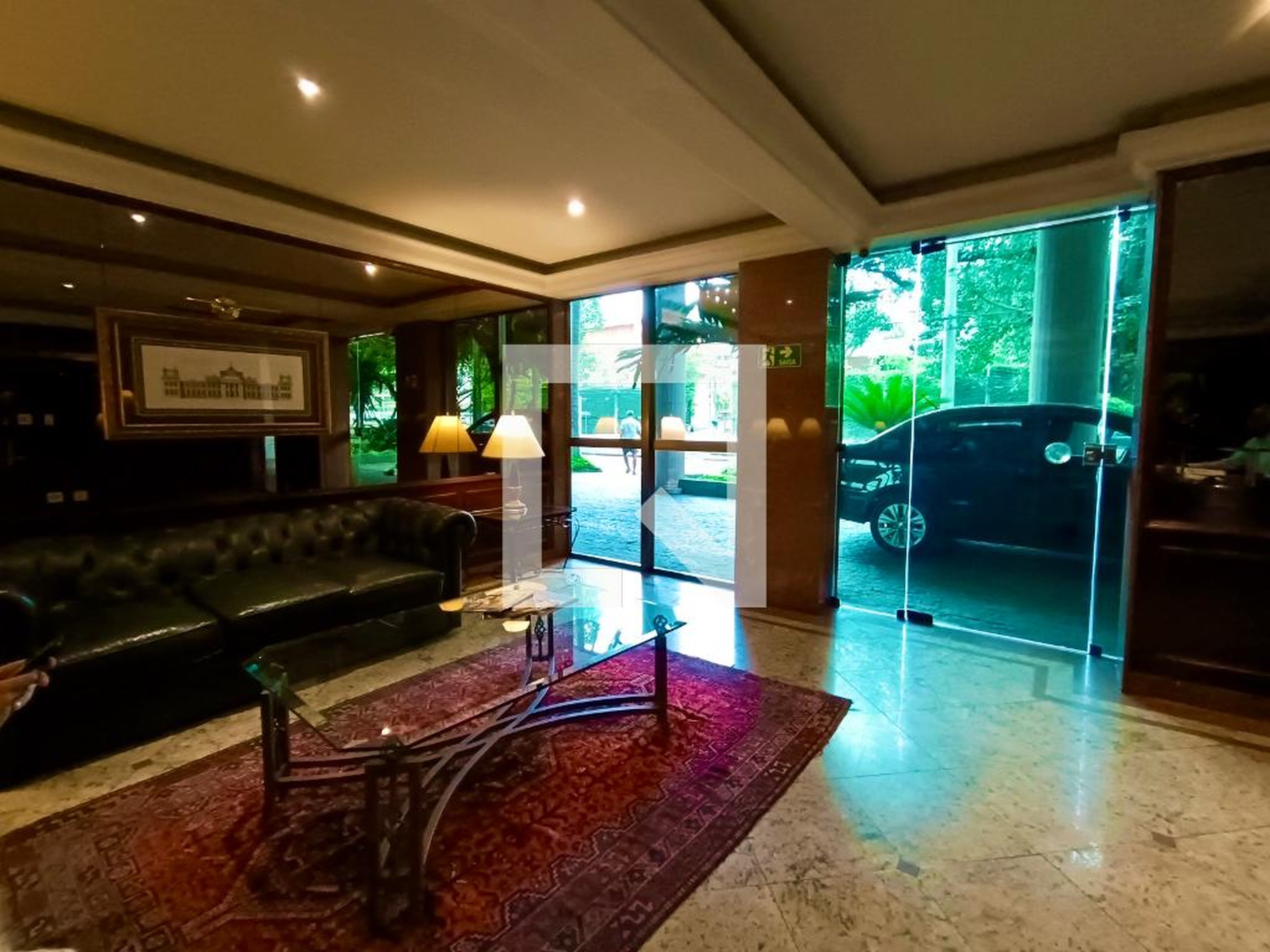 Portaria Condomínio em Avenida Visconde de Albuquerque, 136