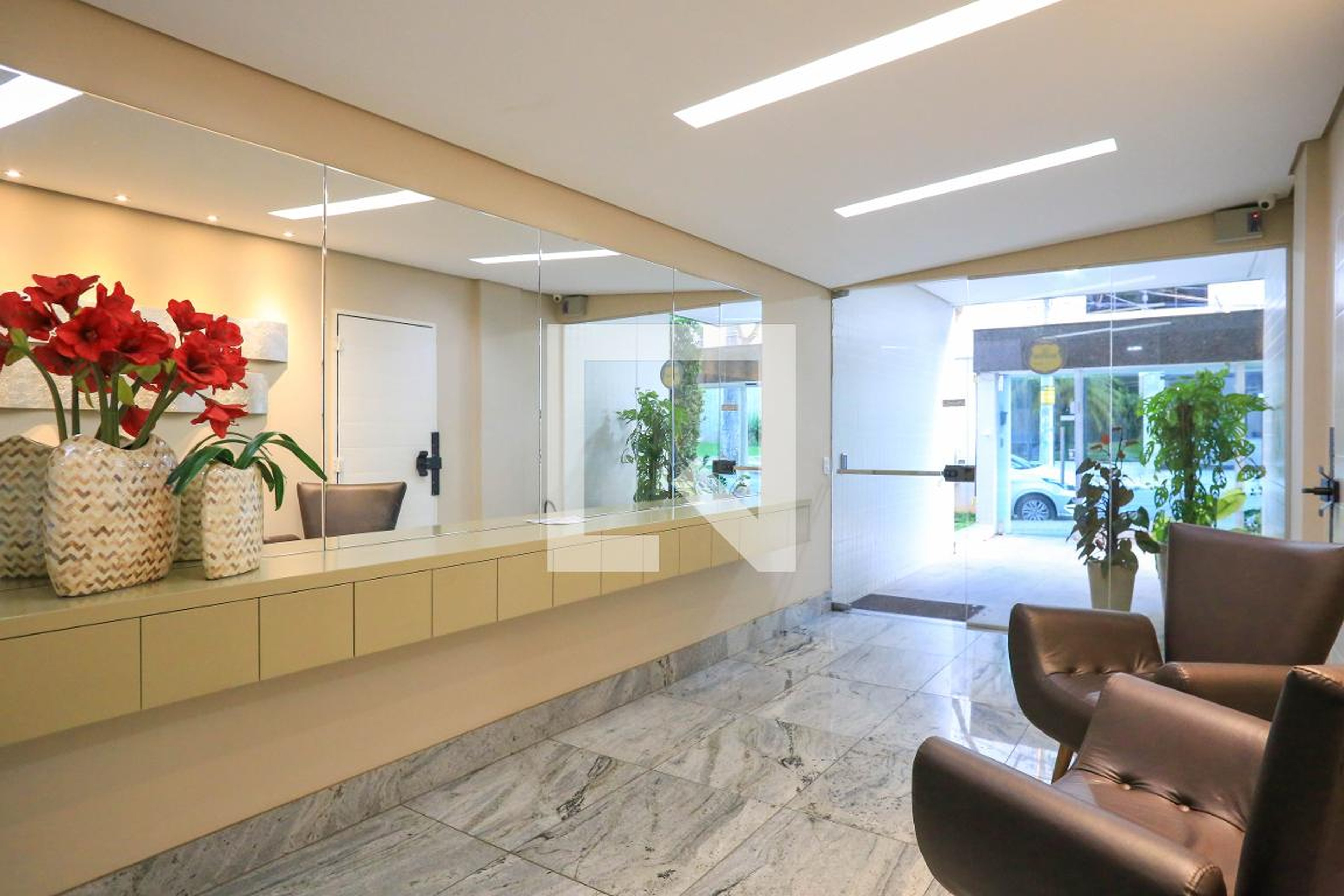 Hall de entrada - Edifício Geraldo Camargos