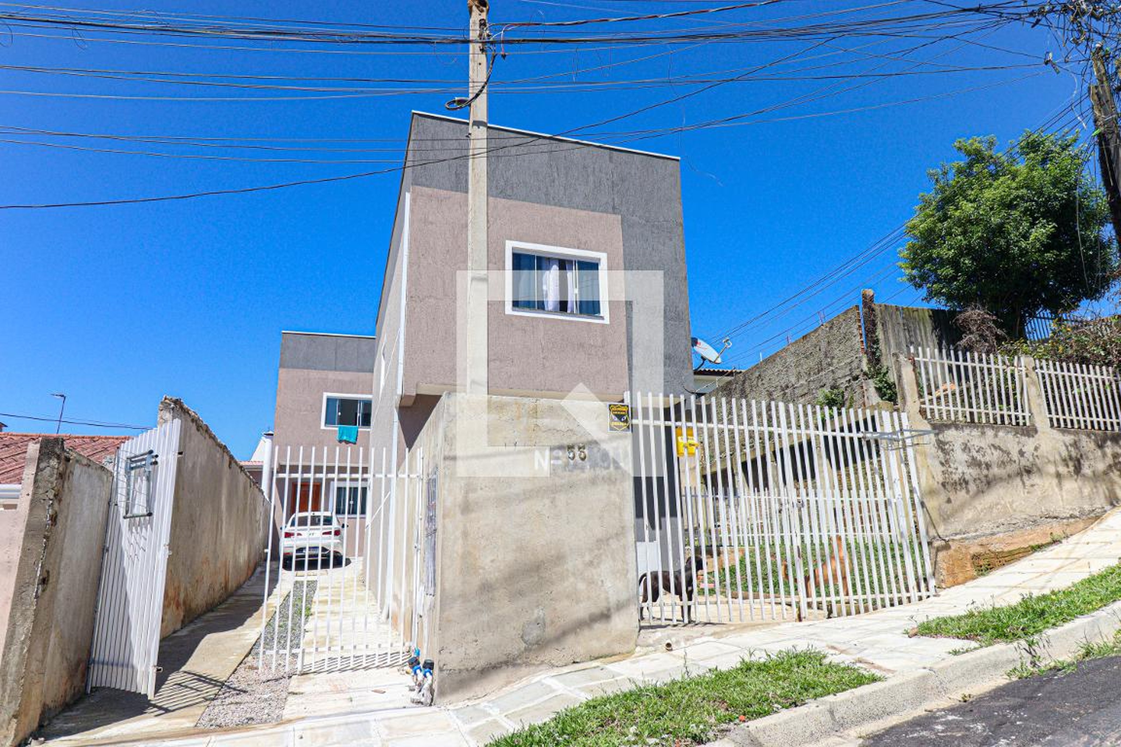 Fachada do Prédio Condomínio em Rua Volta Redonda, 1000