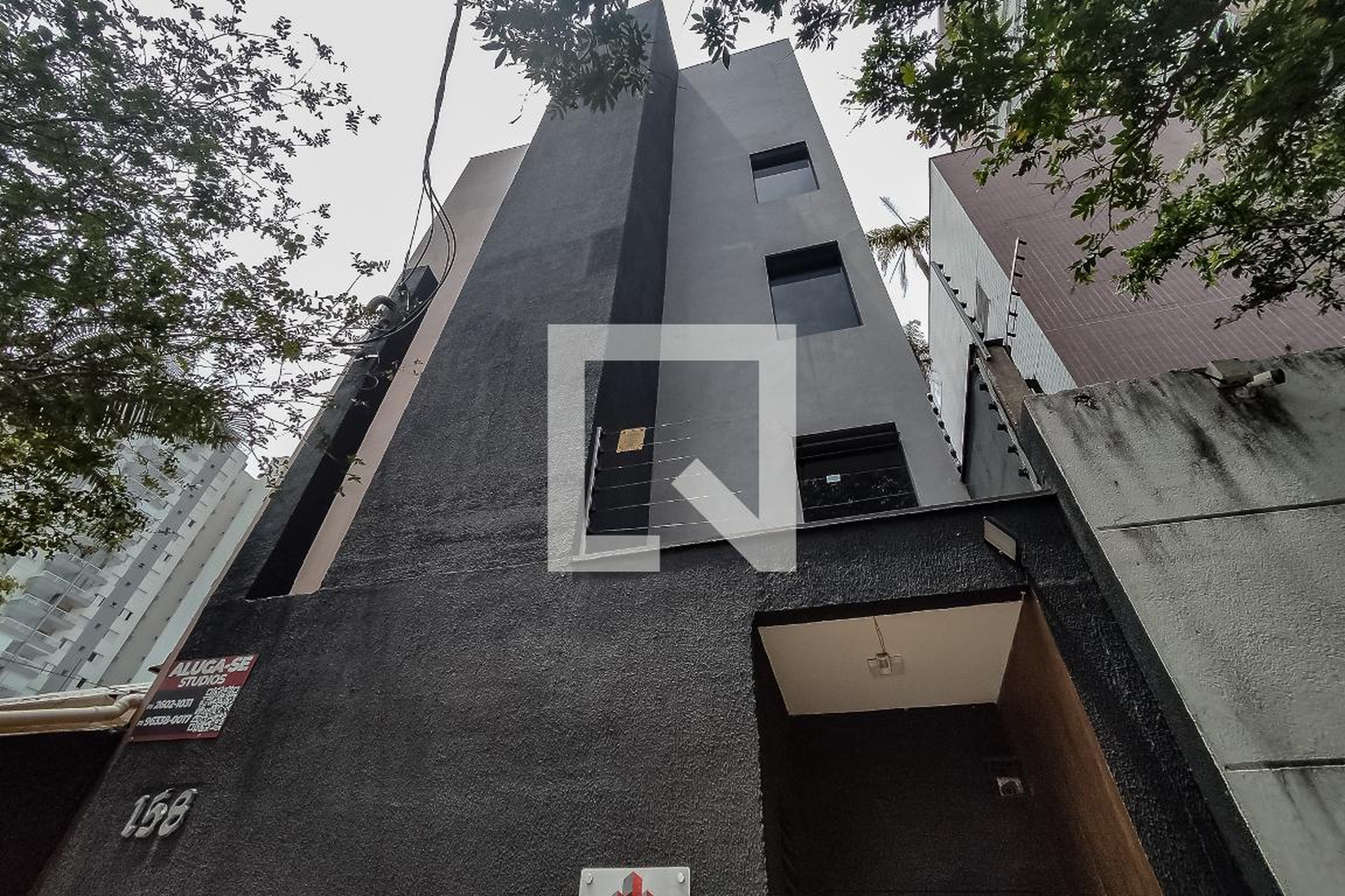 Fachada Condomínio em Rua Acarajé, 158