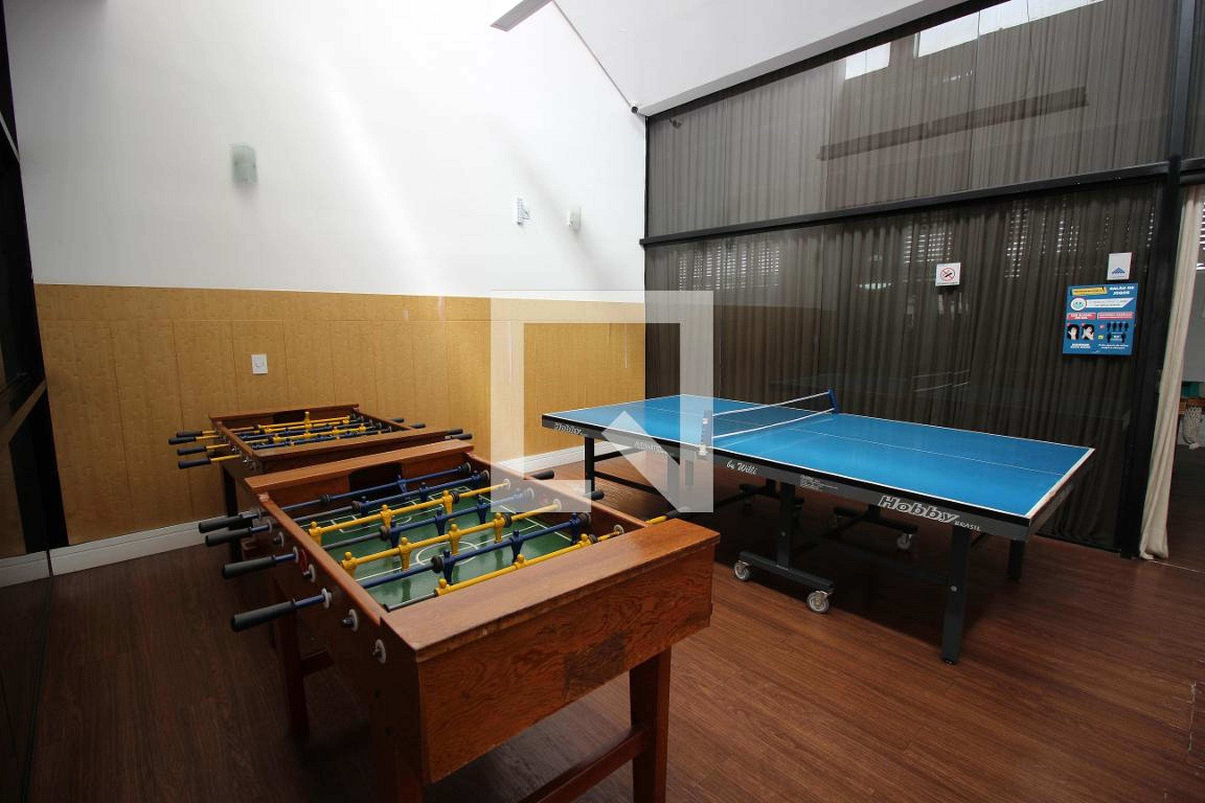 Salão de jogos - Top Life