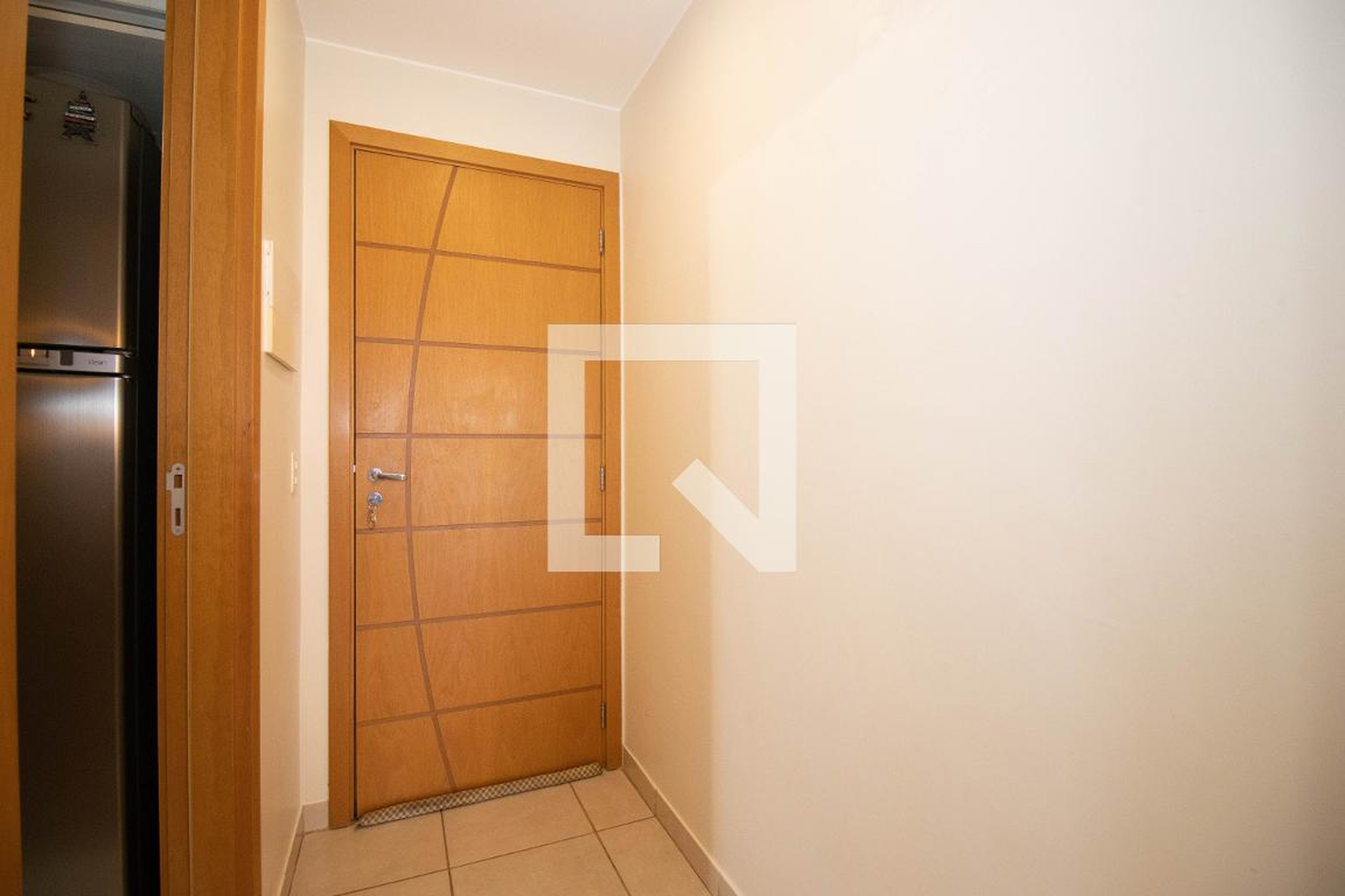 Hall - null