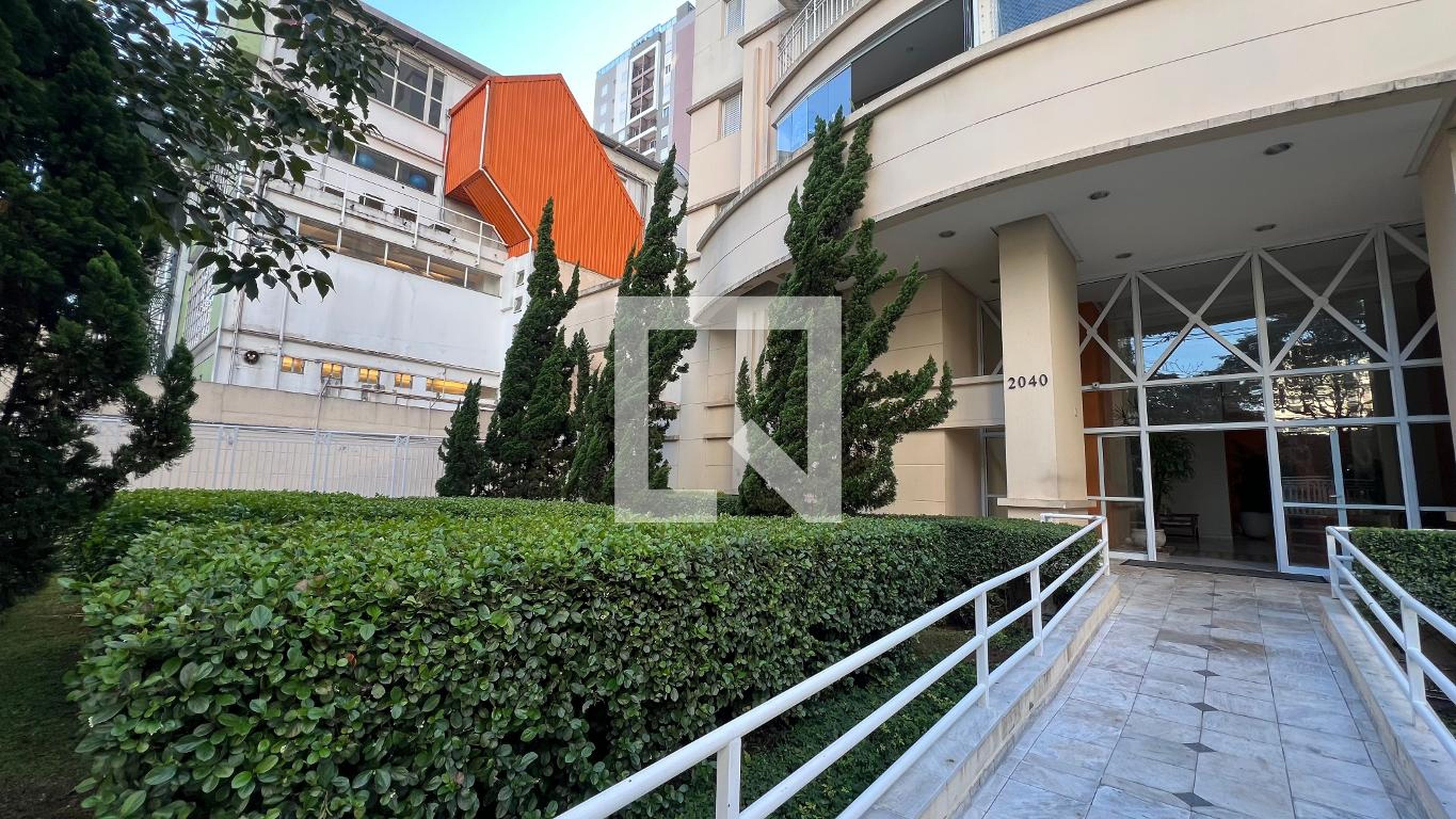Fachada Condomínio Oscar Freire Home Flex