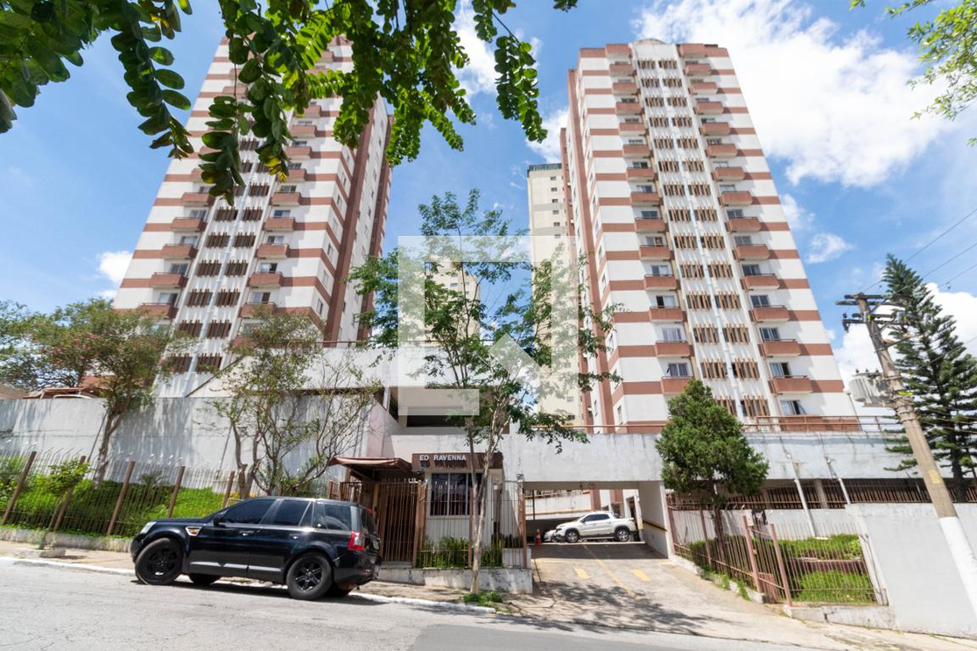 Fachada do Prédio Condomínio Ed Ravenna