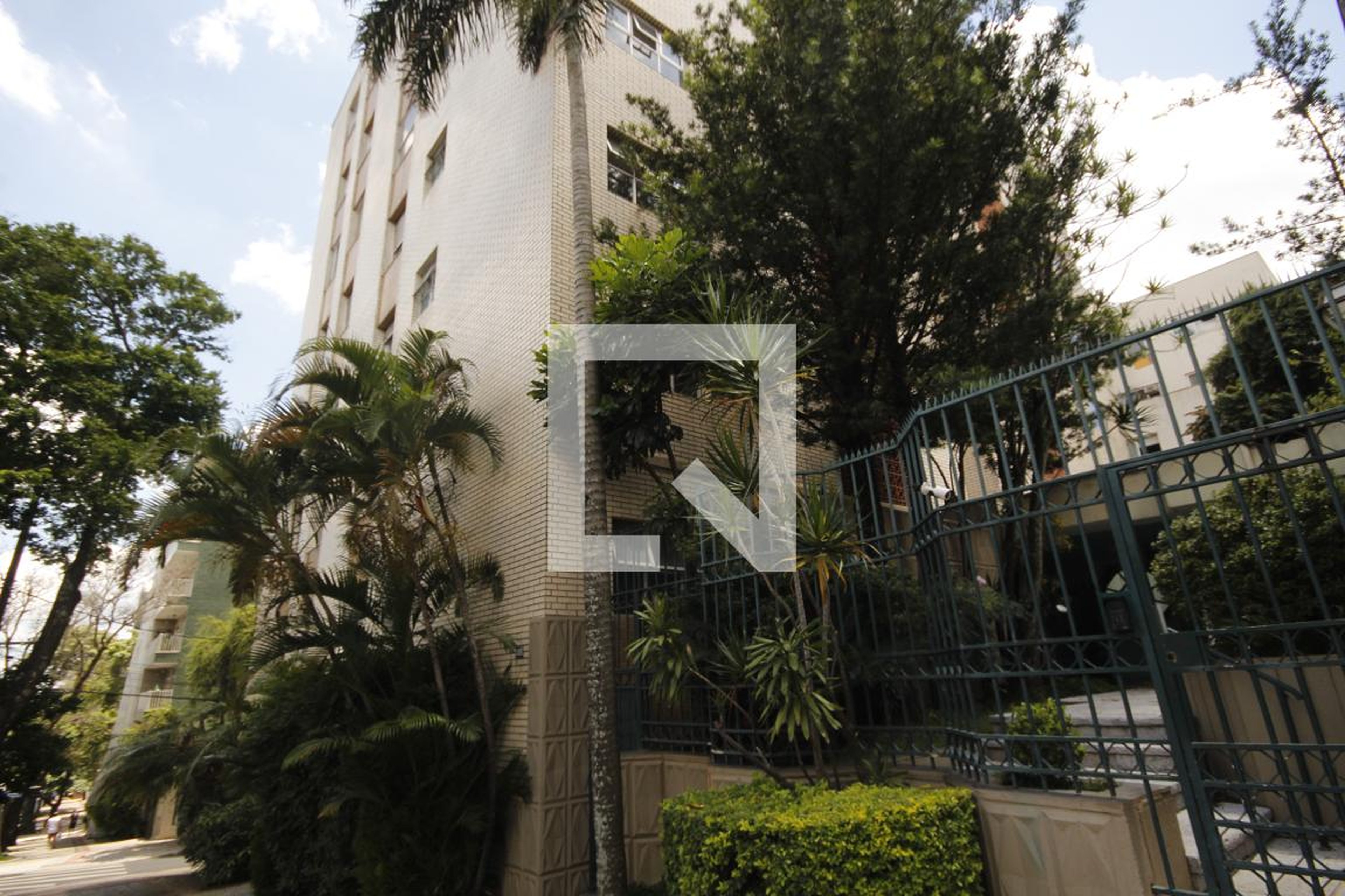 Fachada Condomínio em Avenida Afonso Pena, 4385