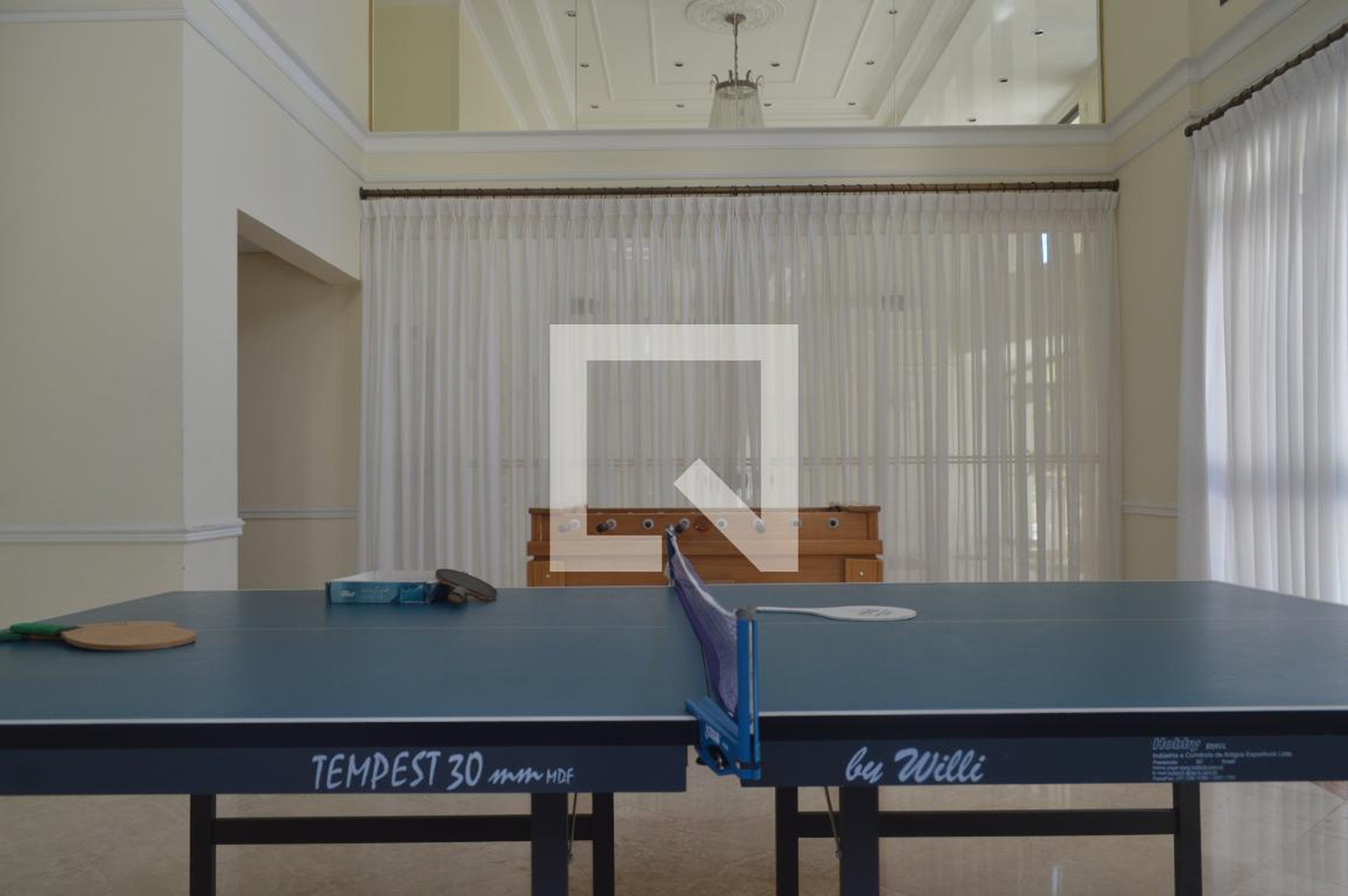 Salão de jogos - Mondrian