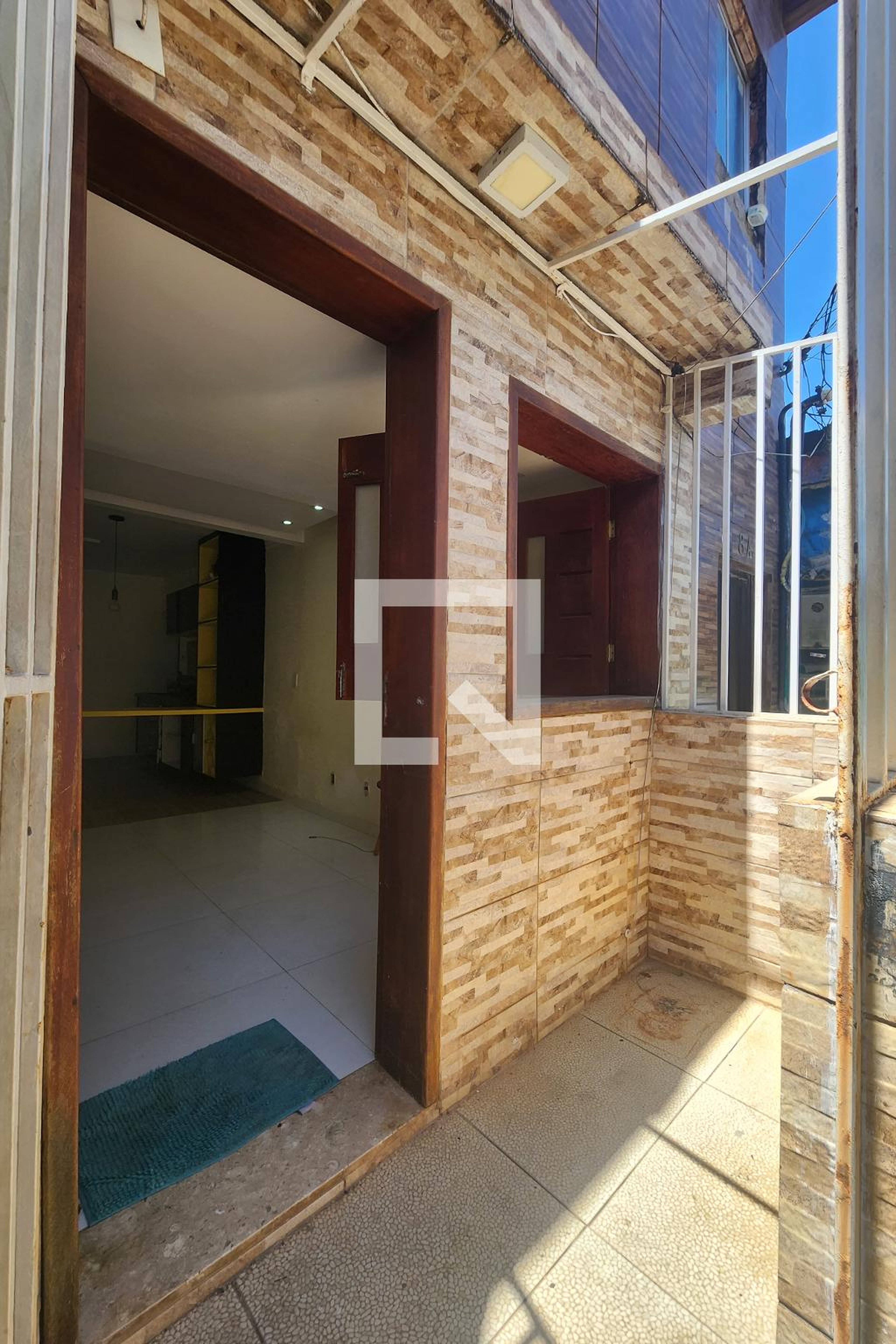 Fachada Condomínio em 1a Travessa Orlando Moscoso, 115