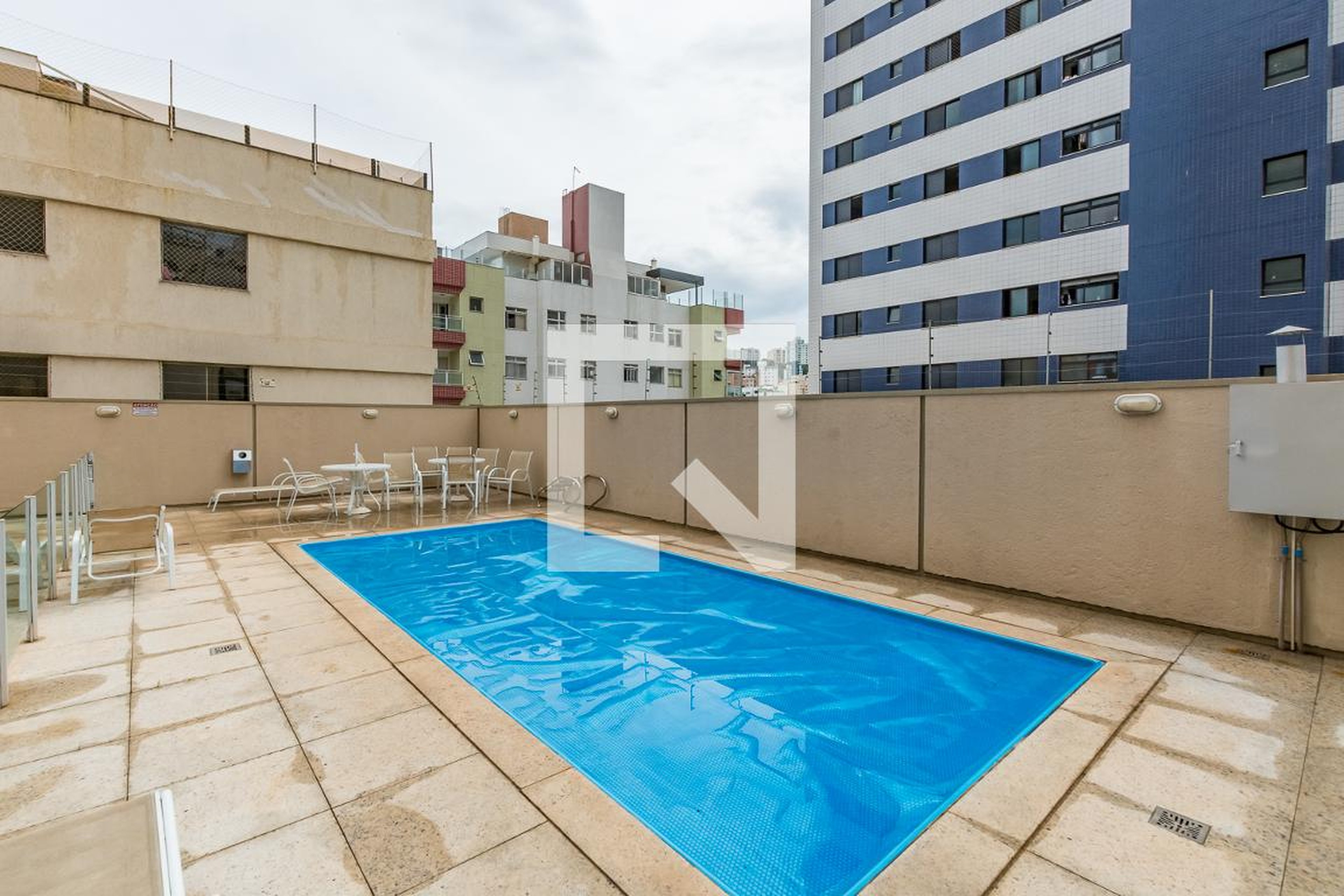 Piscina - Edifício Dakar