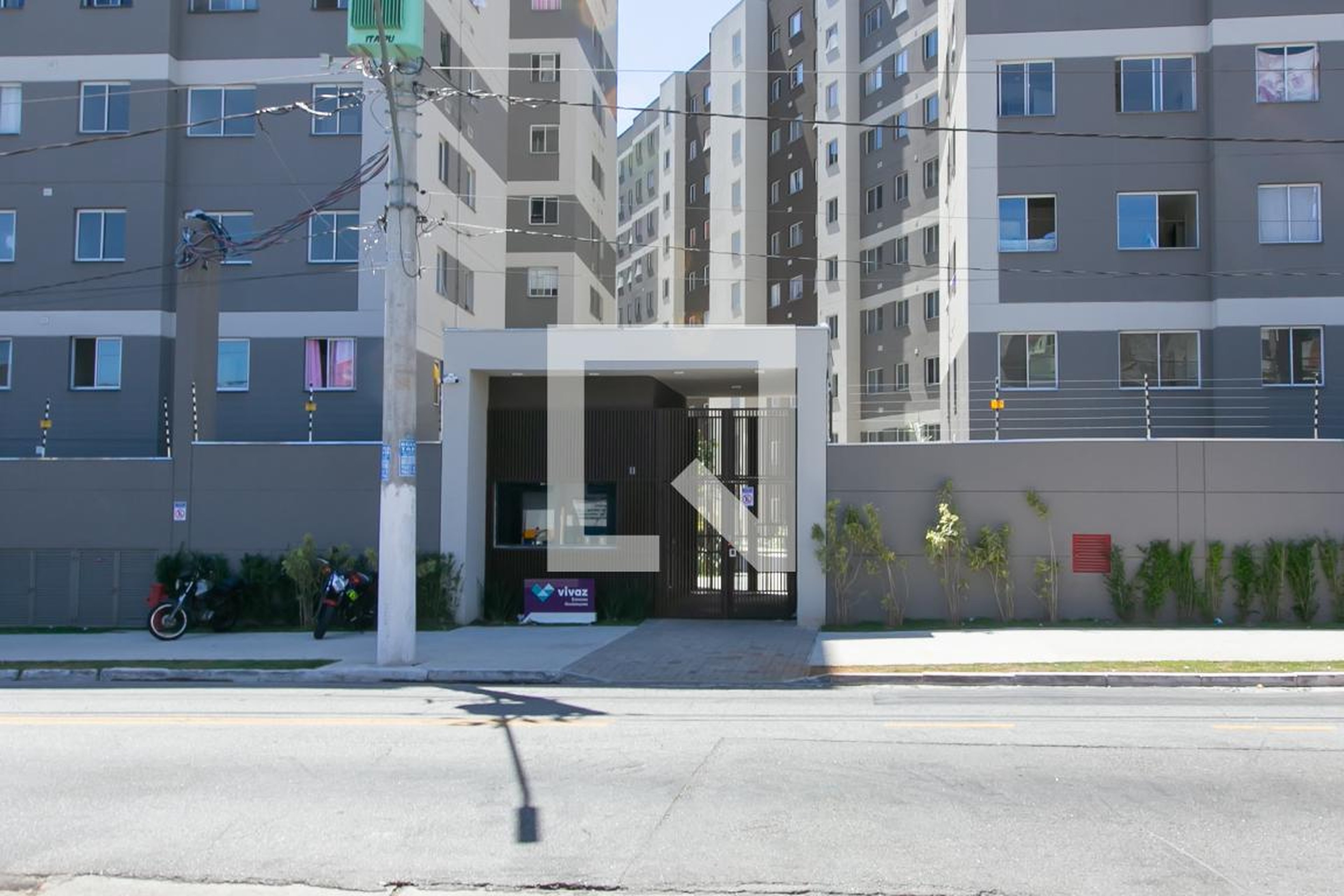 Fachada do Condomínio Condomínio em Rua Salvador Gianetti, 401