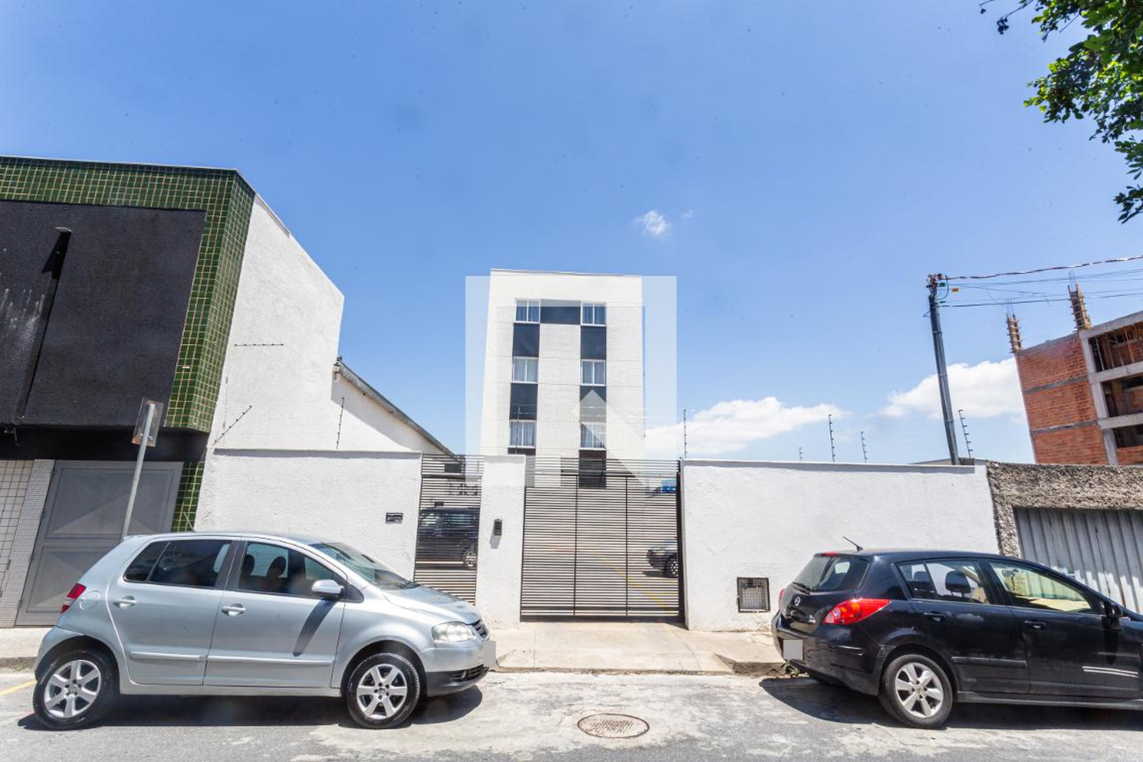 Fachada Condomínio em Rua Bolivar, 171