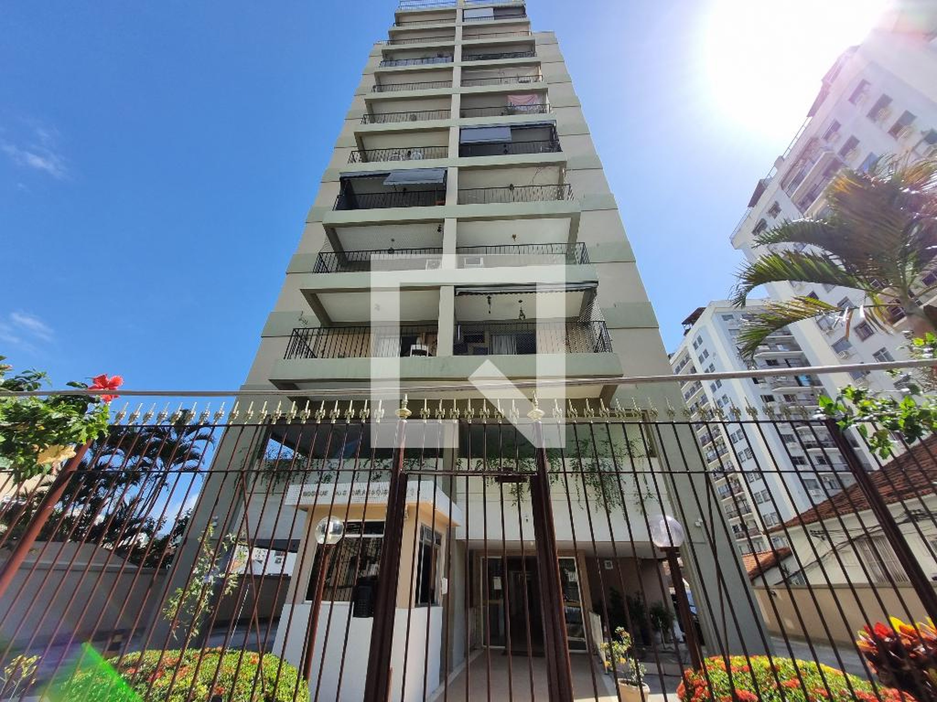 Fachada do Prédio Edifício Bosque dos Girassóis