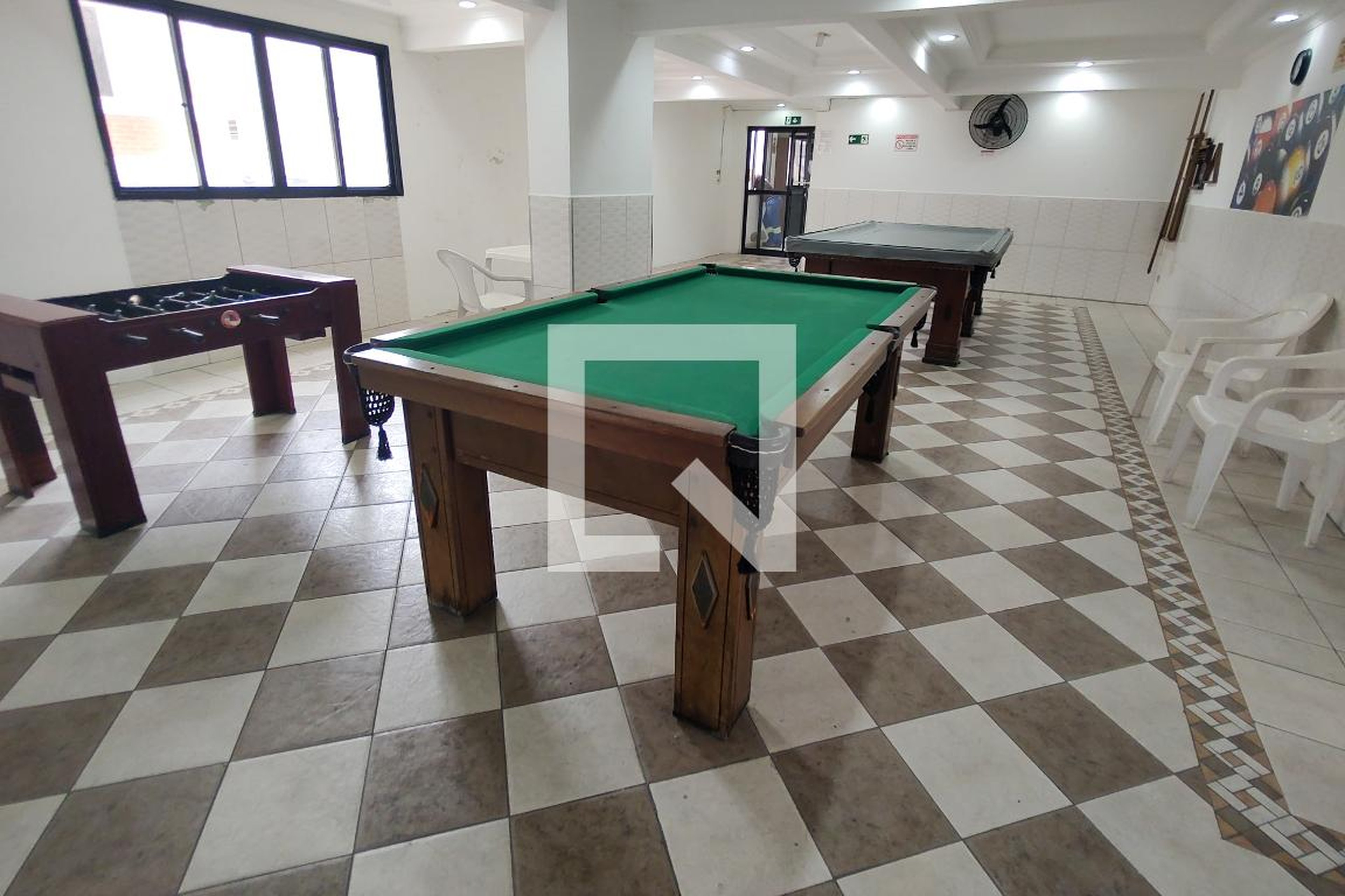 Salão de jogos - Paulo Roberto IV e V