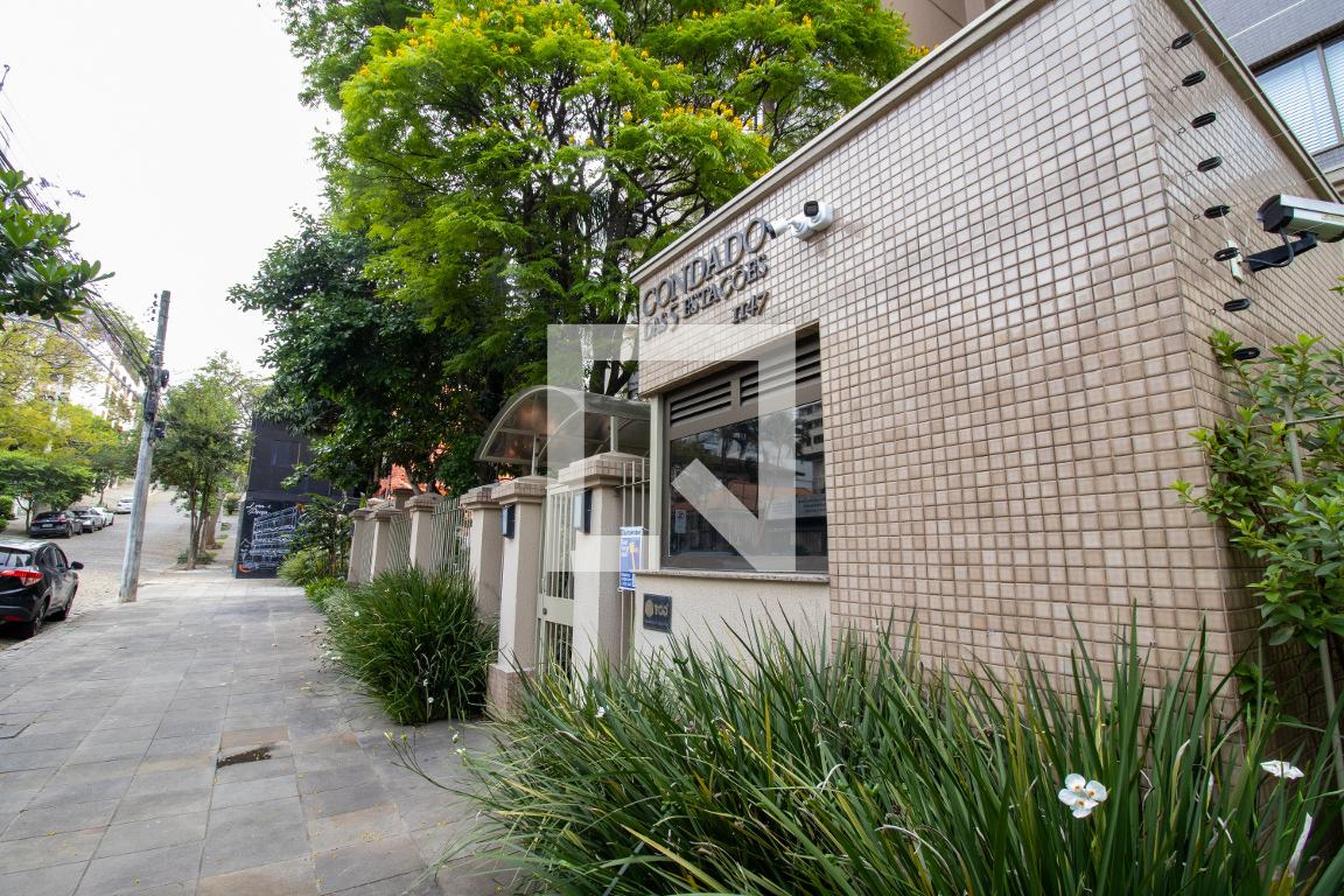 Fachada Edifício Condado das 5 Estações