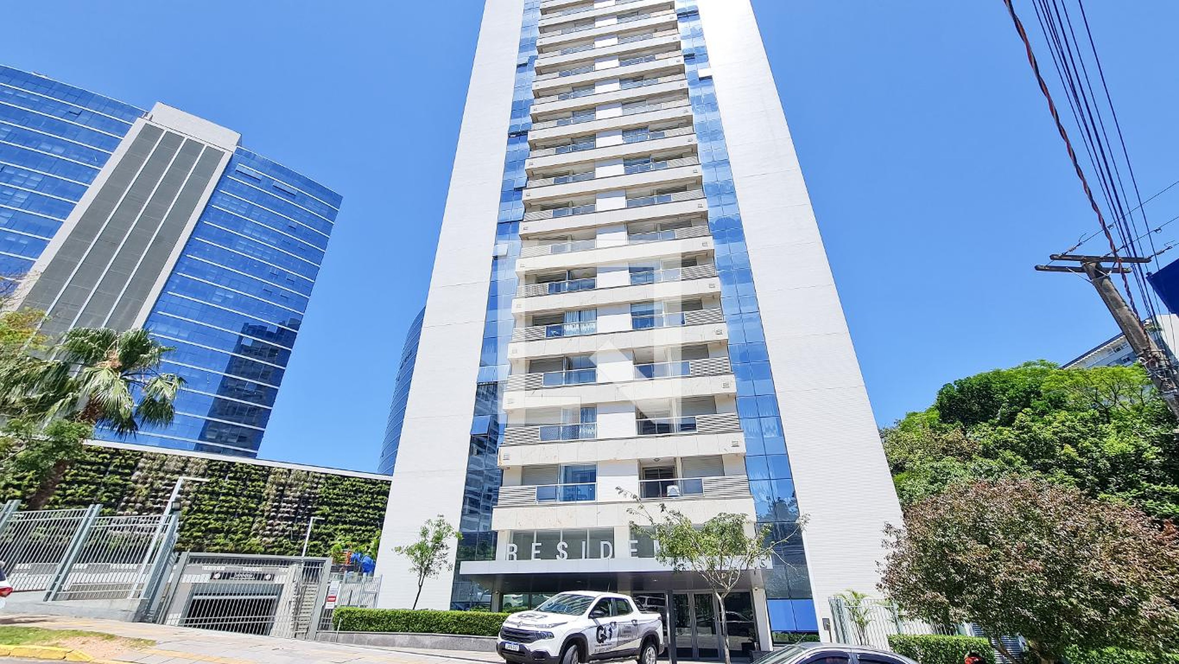 Fachada do Prédio Condomínio TREND Nova Carlos Gomes Residence
