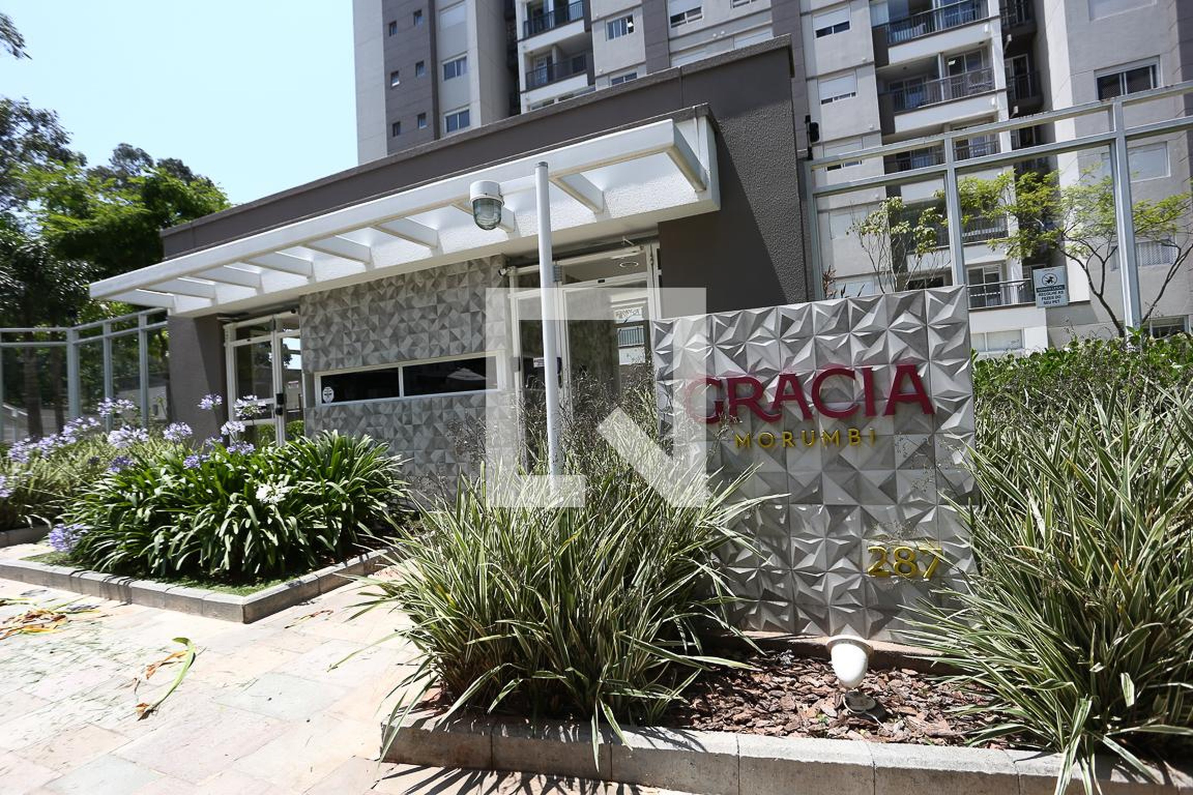 Fachada Condomínio em Rua Francisco José da Silva, 387