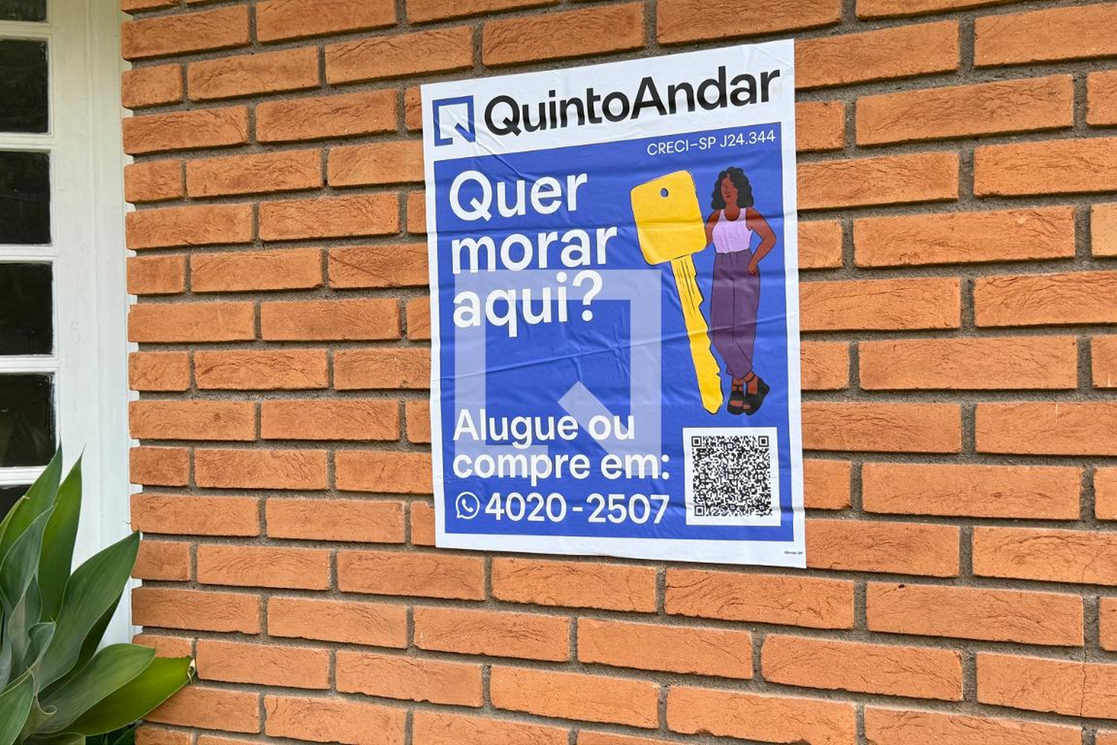 Fachada Condomínio em Alameda Safira, 376