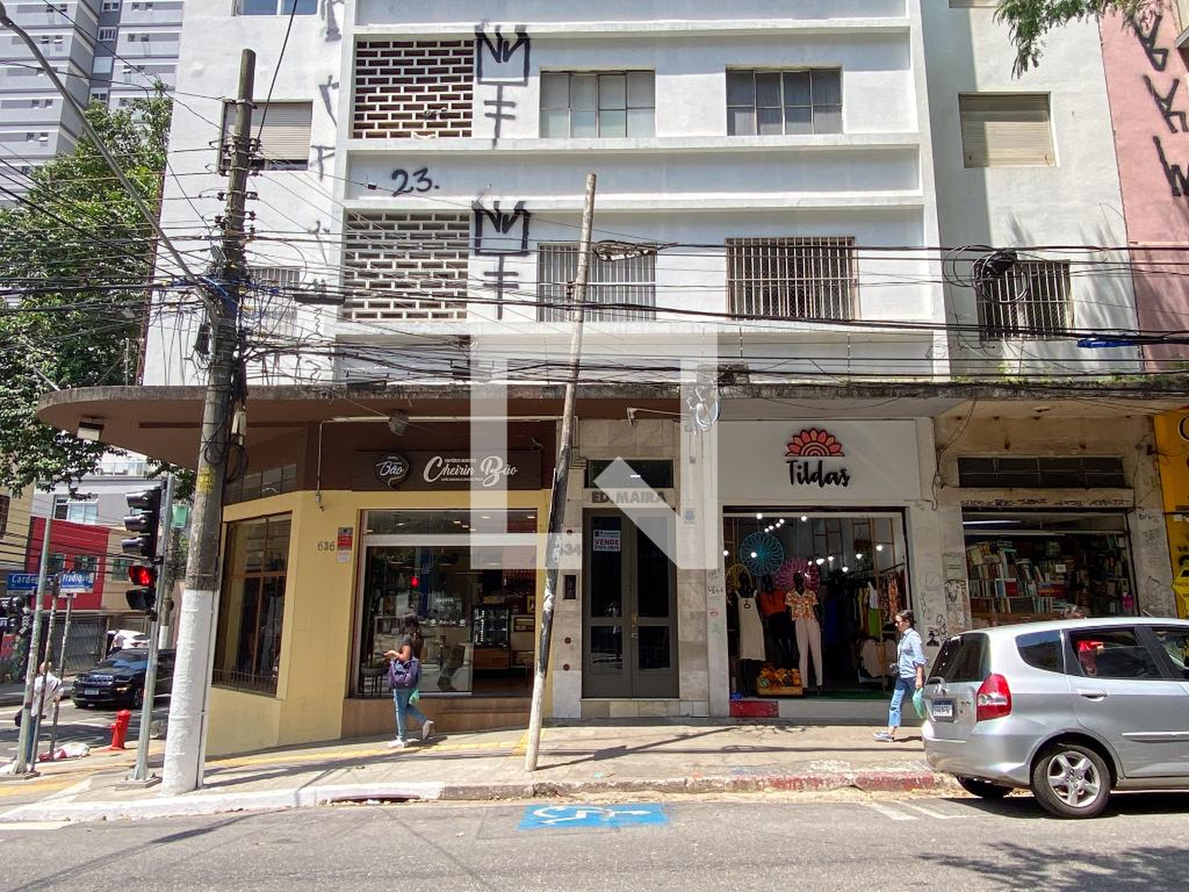 Fachada Condomínio em Rua dos Pinheiros, 634