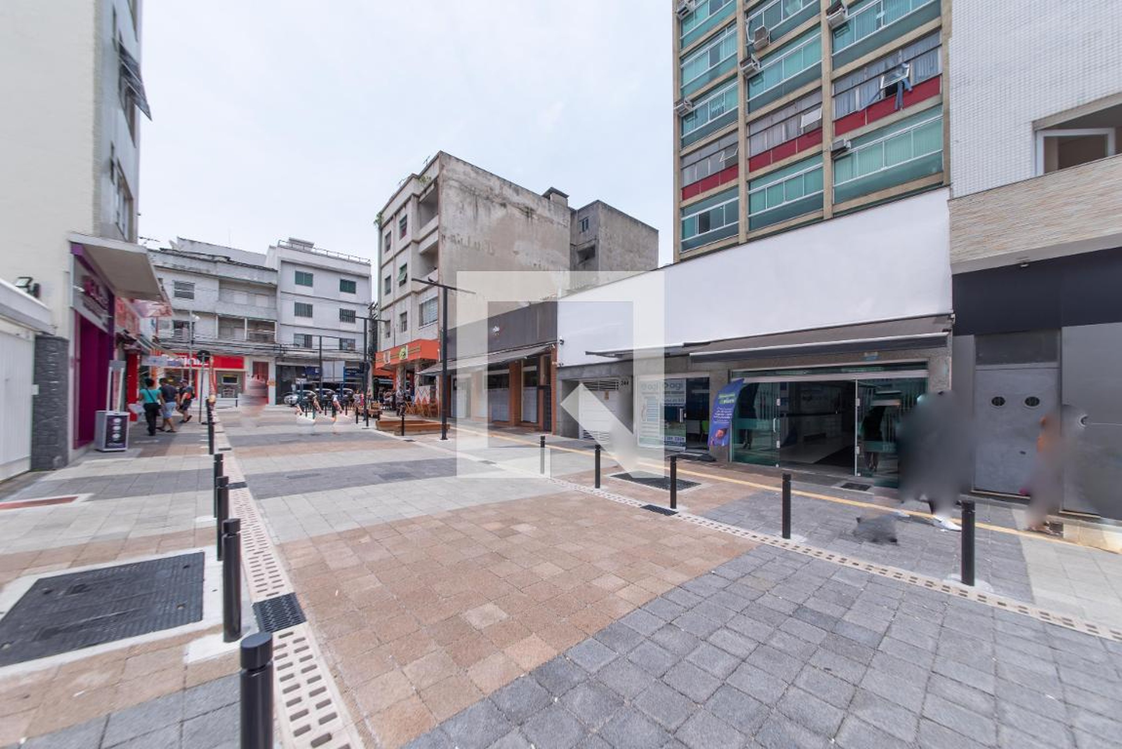 Fachada Condomínio em Rua Santa Catarina, 240