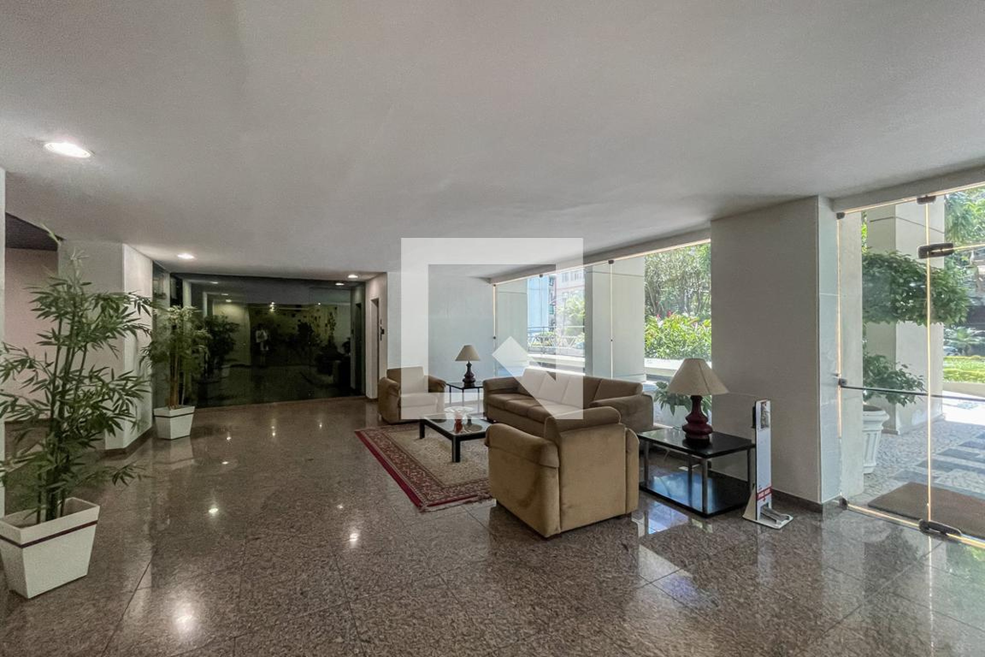 Área comum - Edificio Tour Des Champs