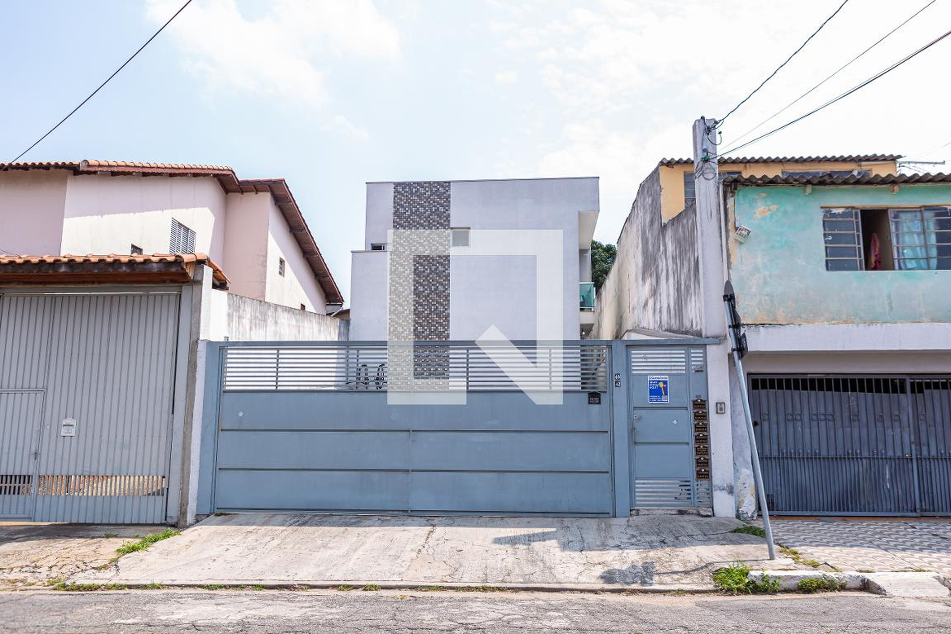 Fachada Condomínio em Rua Pedro Talarico, 42