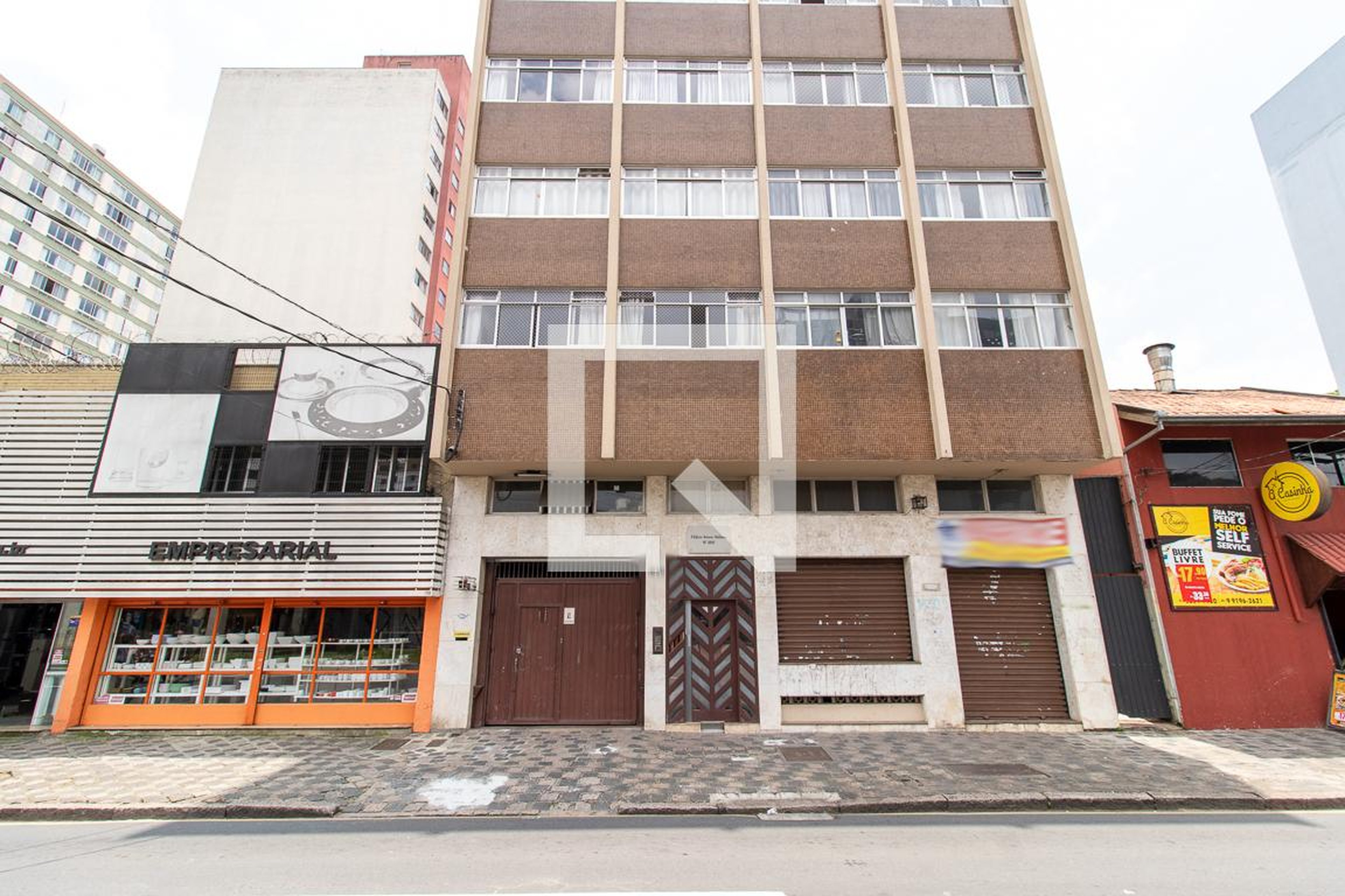 Fachada do Prédio Edifício Irineu Antunis