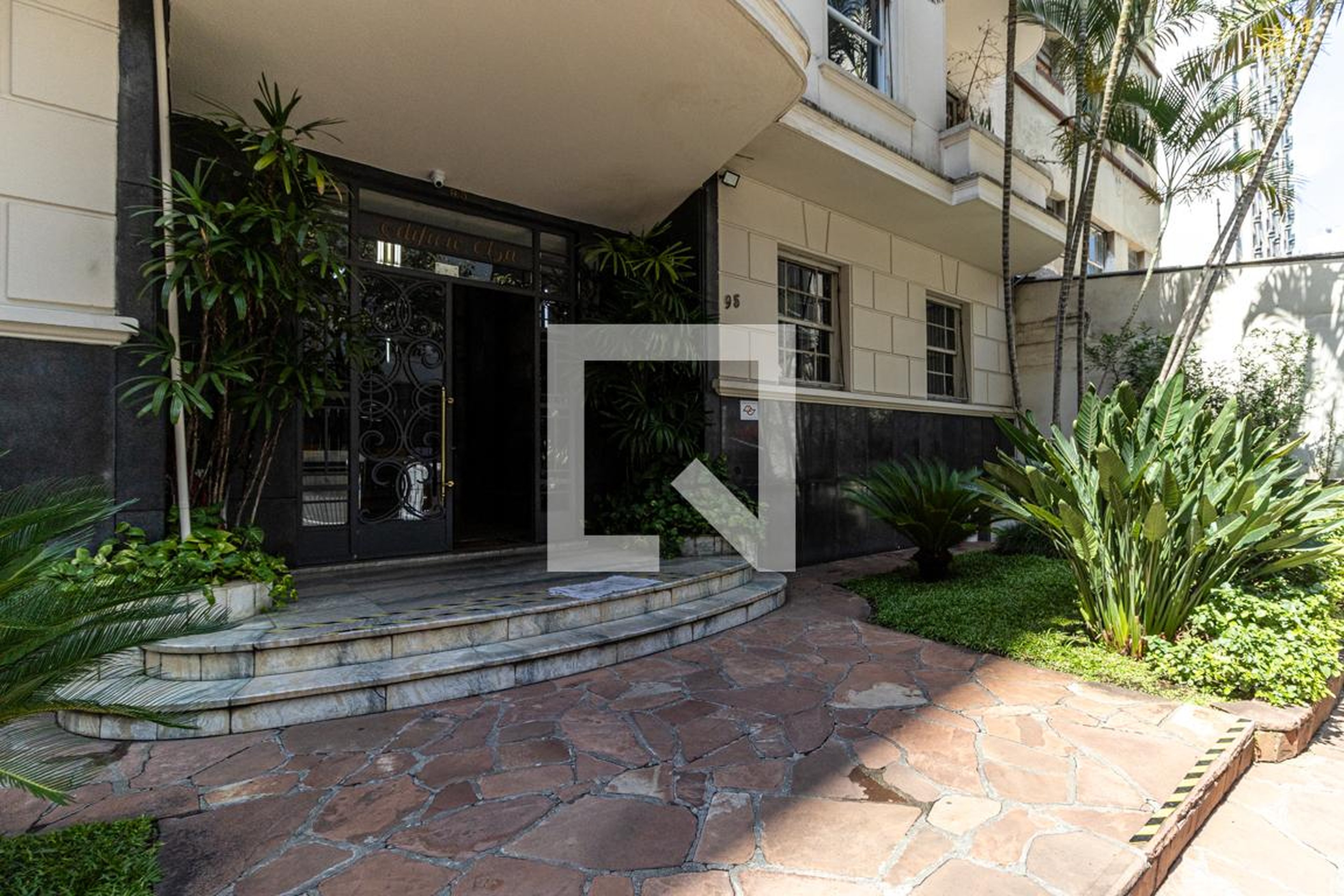 Entrada - Edifício Petroleiro