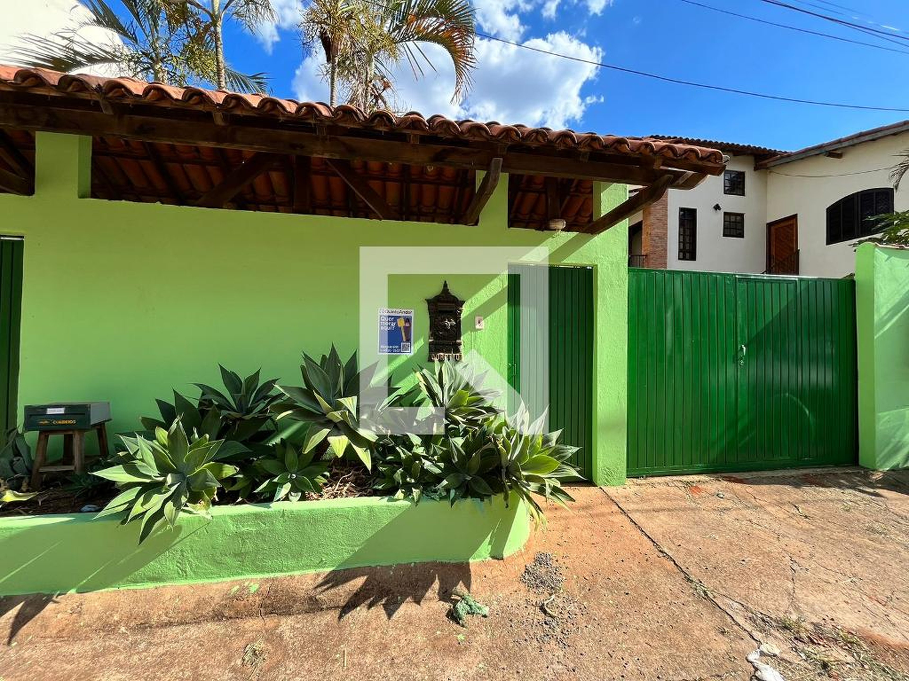 Fachada do Prédio Condomínio em VIA NB 1 LT 250, s/n
