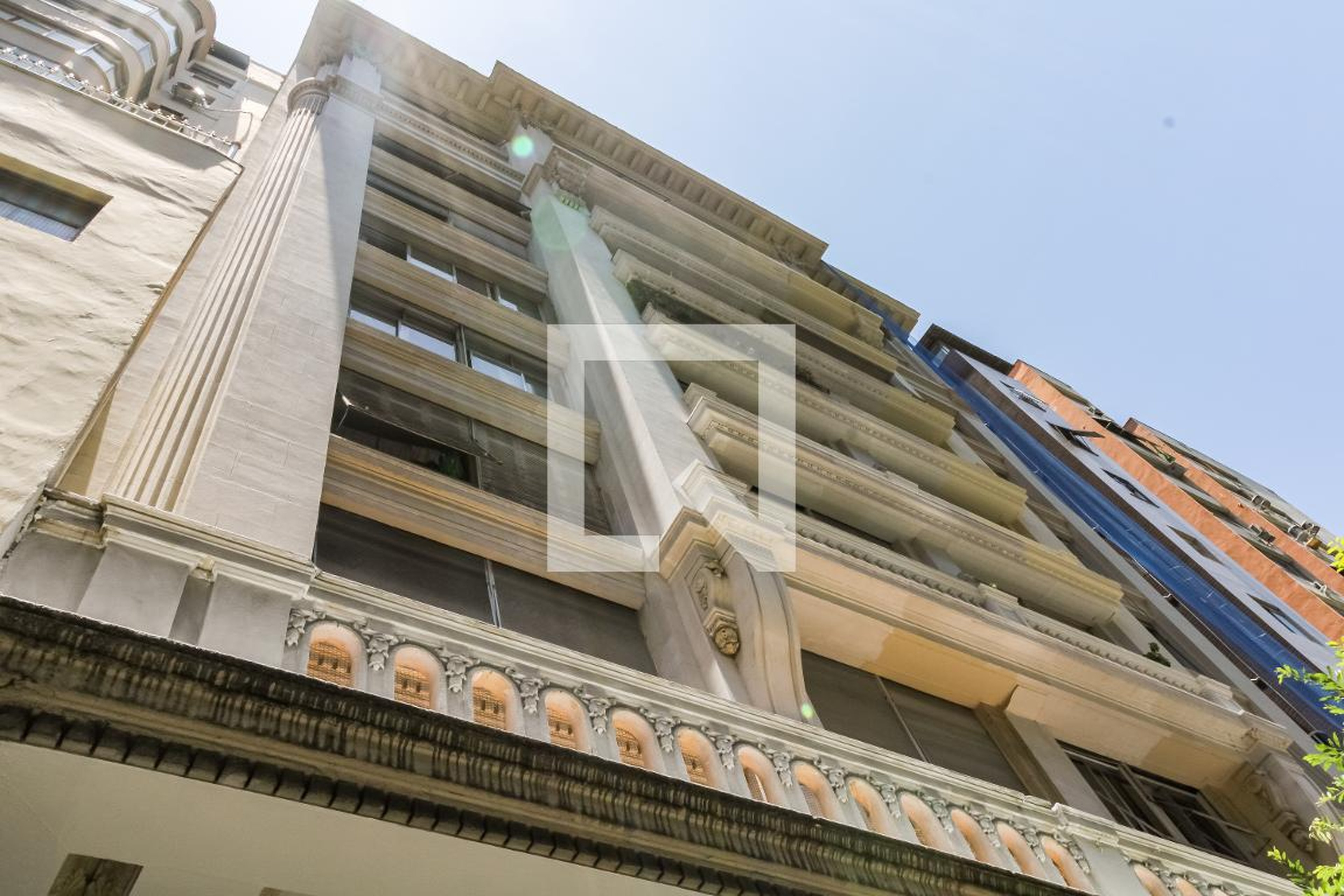 Fachada do Prédio Edifício Real