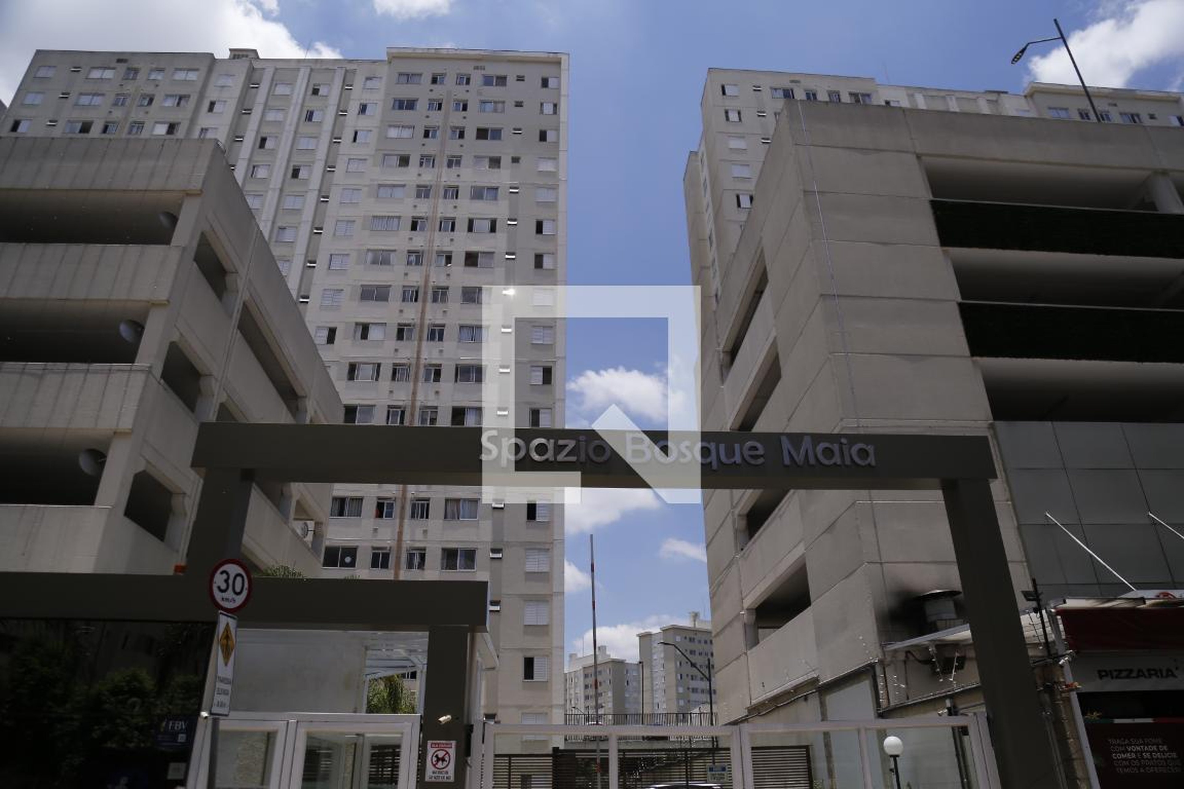 Fachada Condomínio Spazio Bosque Maia