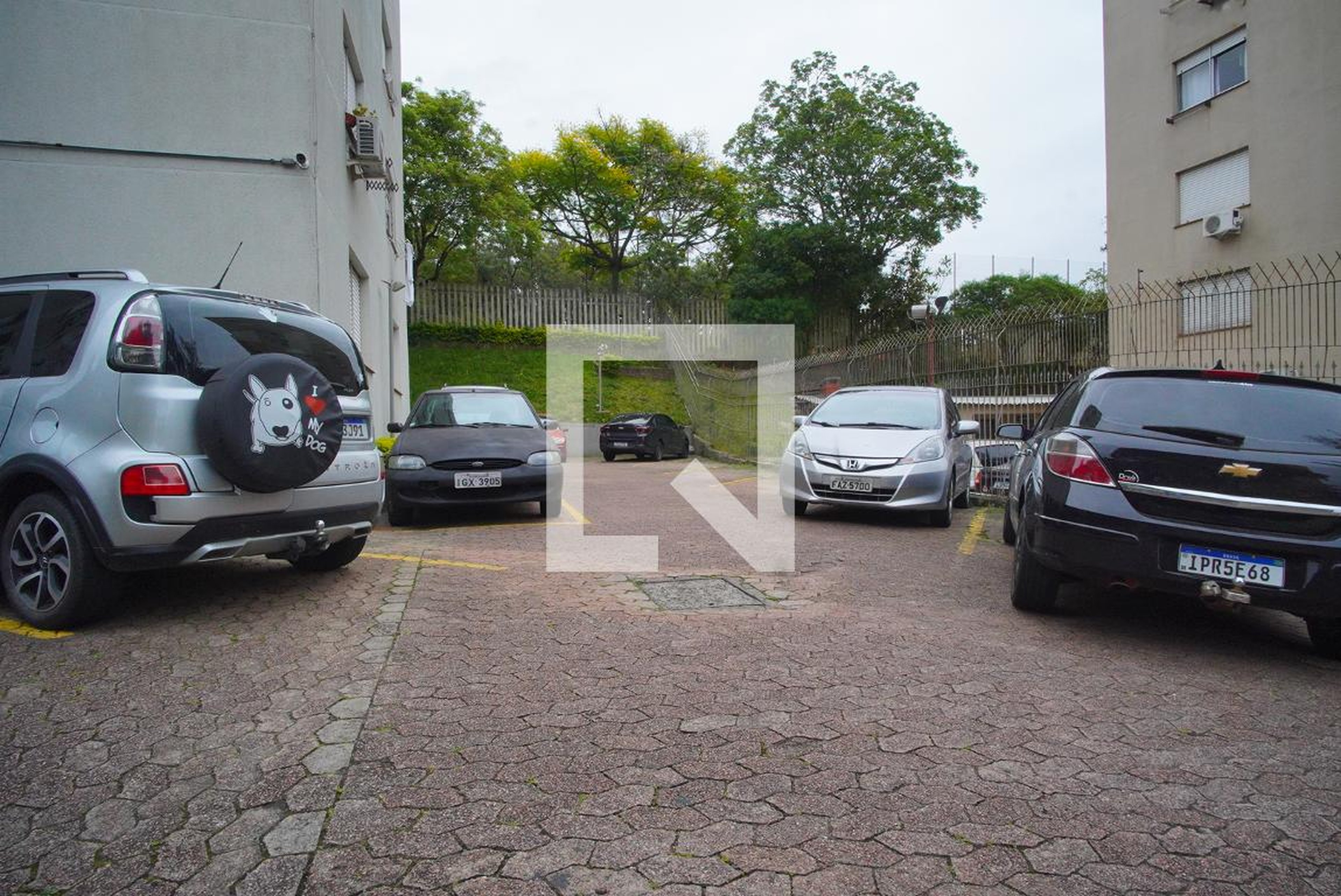 Estacionamento - Jardim dos Jacaranda I